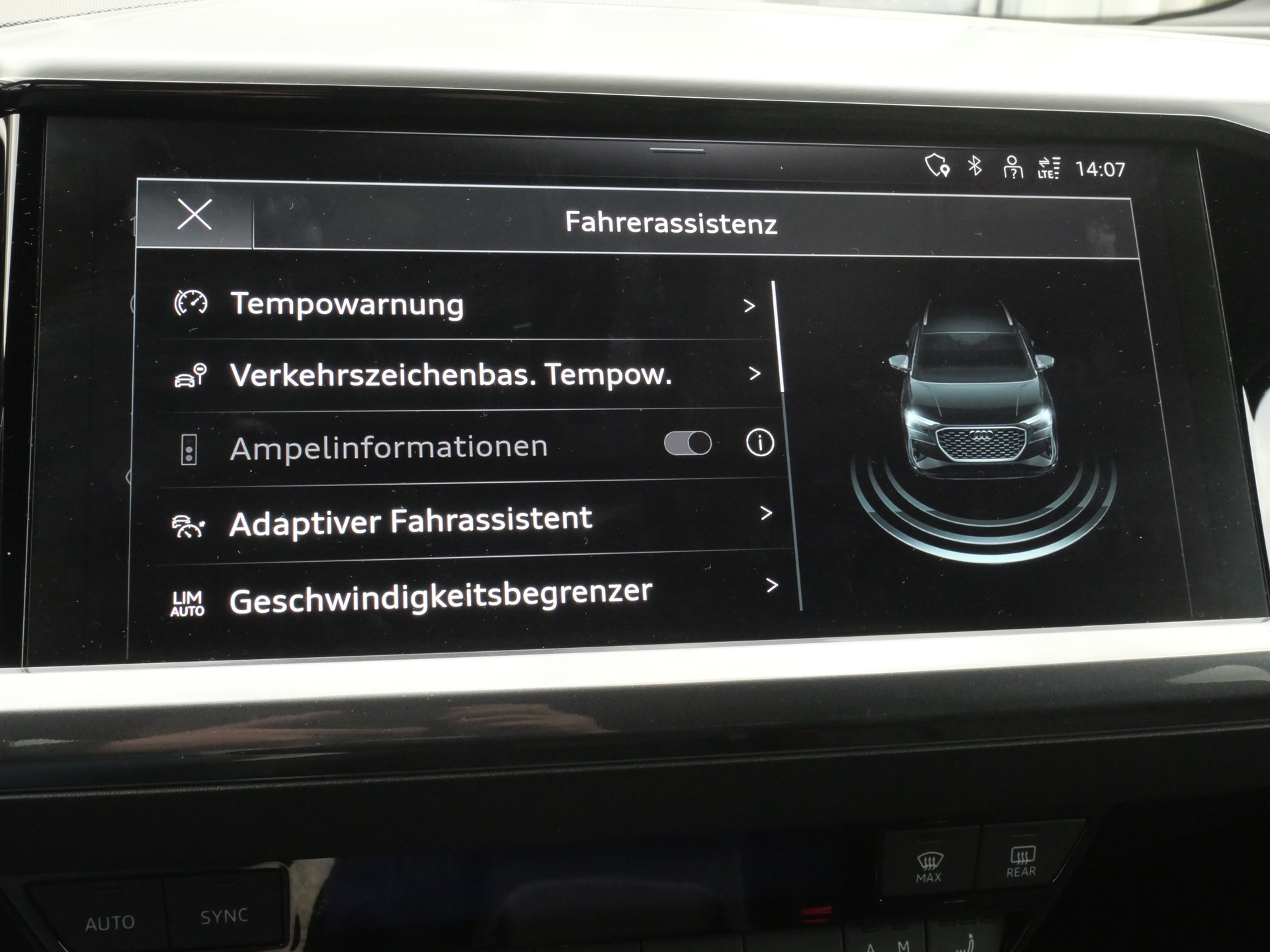 AUDI Q4 Sportback e-tron 45 Attraction S-Line quattro *CH-Auto, 360°-Kamera, AHK*-image-22