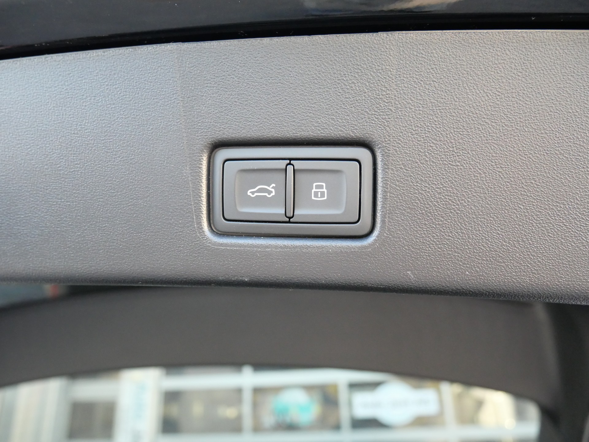 AUDI Q4 Sportback e-tron 45 Attraction S-Line quattro *CH-Auto, 360°-Kamera, AHK*-image-10
