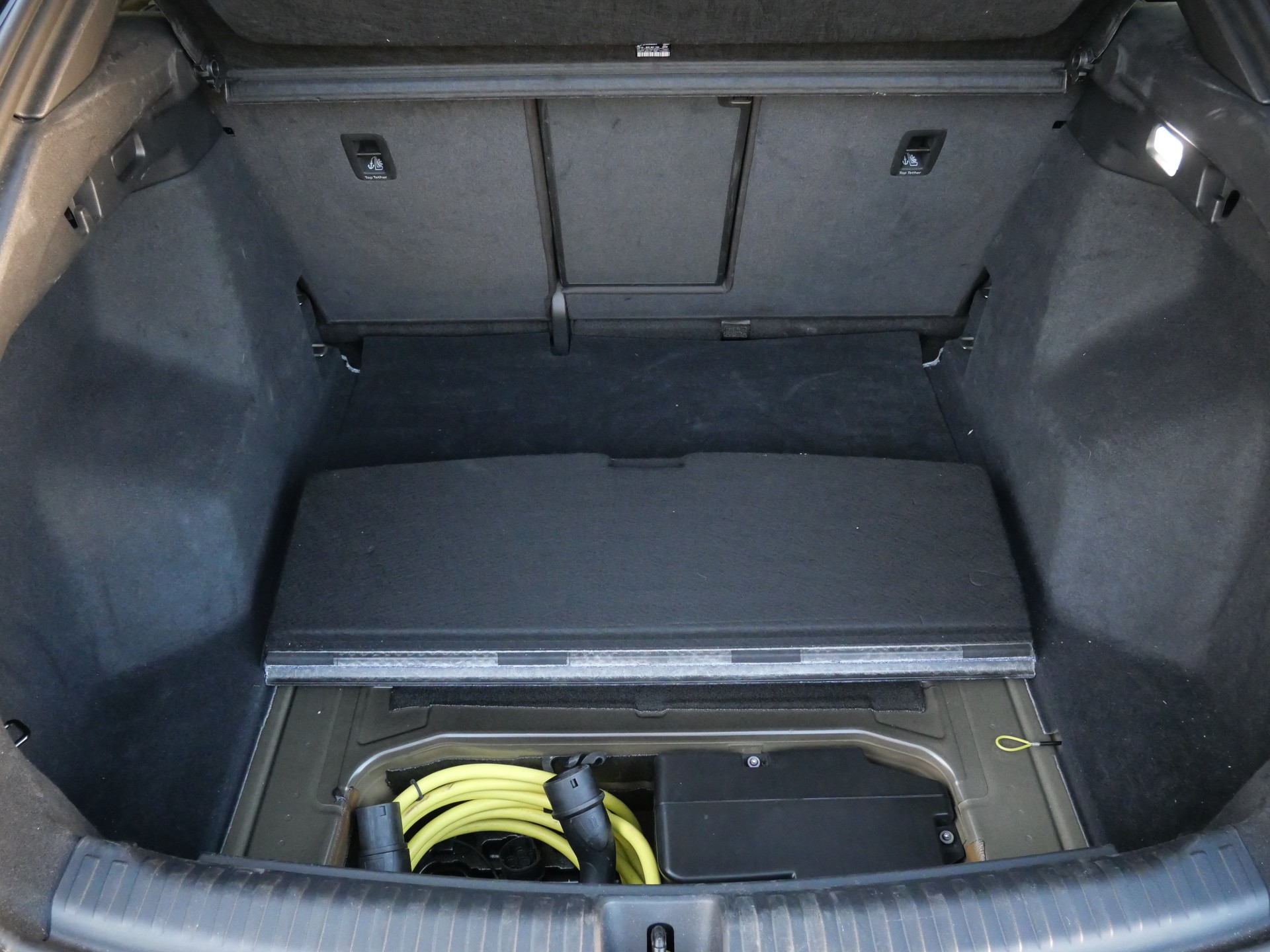 AUDI Q4 Sportback e-tron 45 Attraction S-Line quattro *CH-Auto, 360°-Kamera, AHK*-image-9