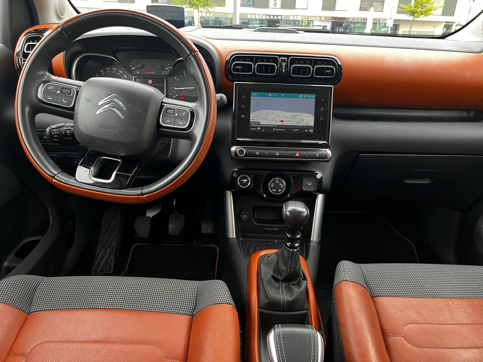 CITROEN C3 Aircross 1.2i PureTech Shine-image-20