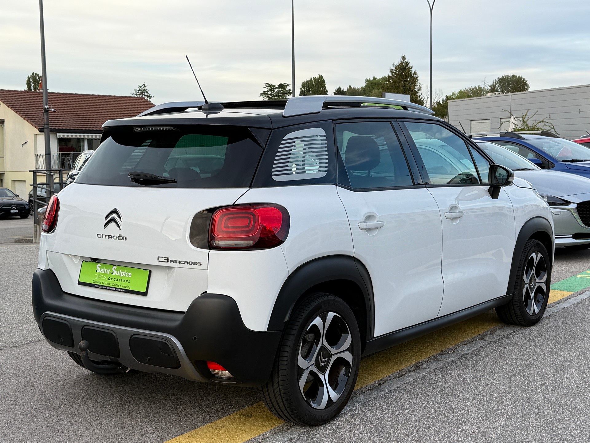 CITROEN C3 Aircross 1.2i PureTech Shine - Nouvelle Expertise : 11.08.2026 & Courroie de Distribution & Pompe à eau + Grand Service Fait-image-9