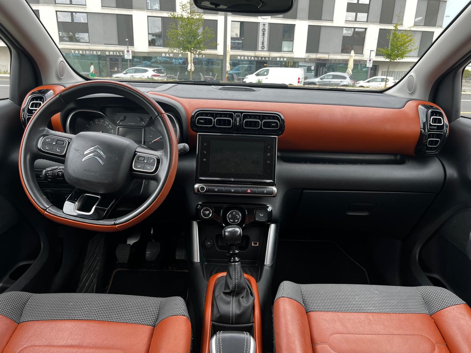 CITROEN C3 Aircross 1.2i PureTech Shine-image-24