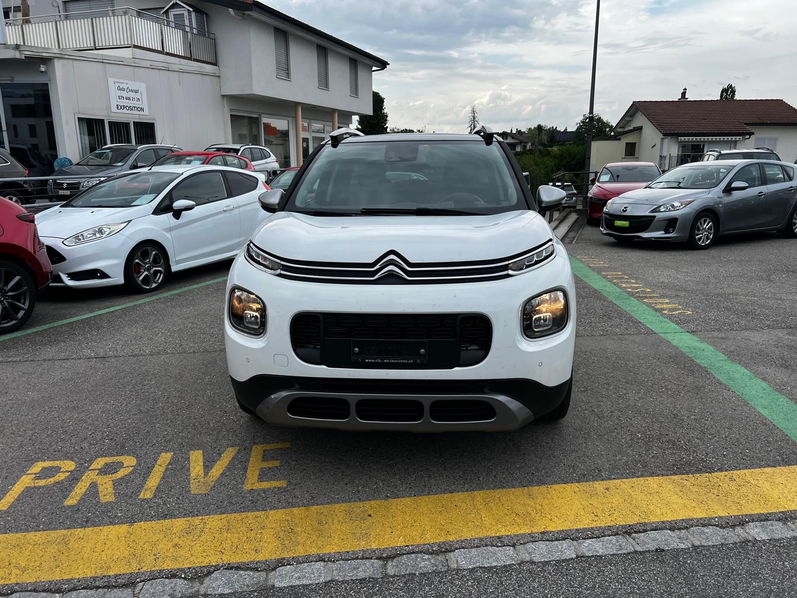 CITROEN C3 Aircross 1.2i PureTech Shine-image-9