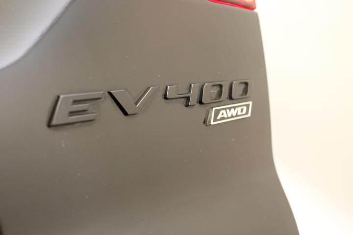 JAGUAR I-Pace EV400 SE AWD-image-27