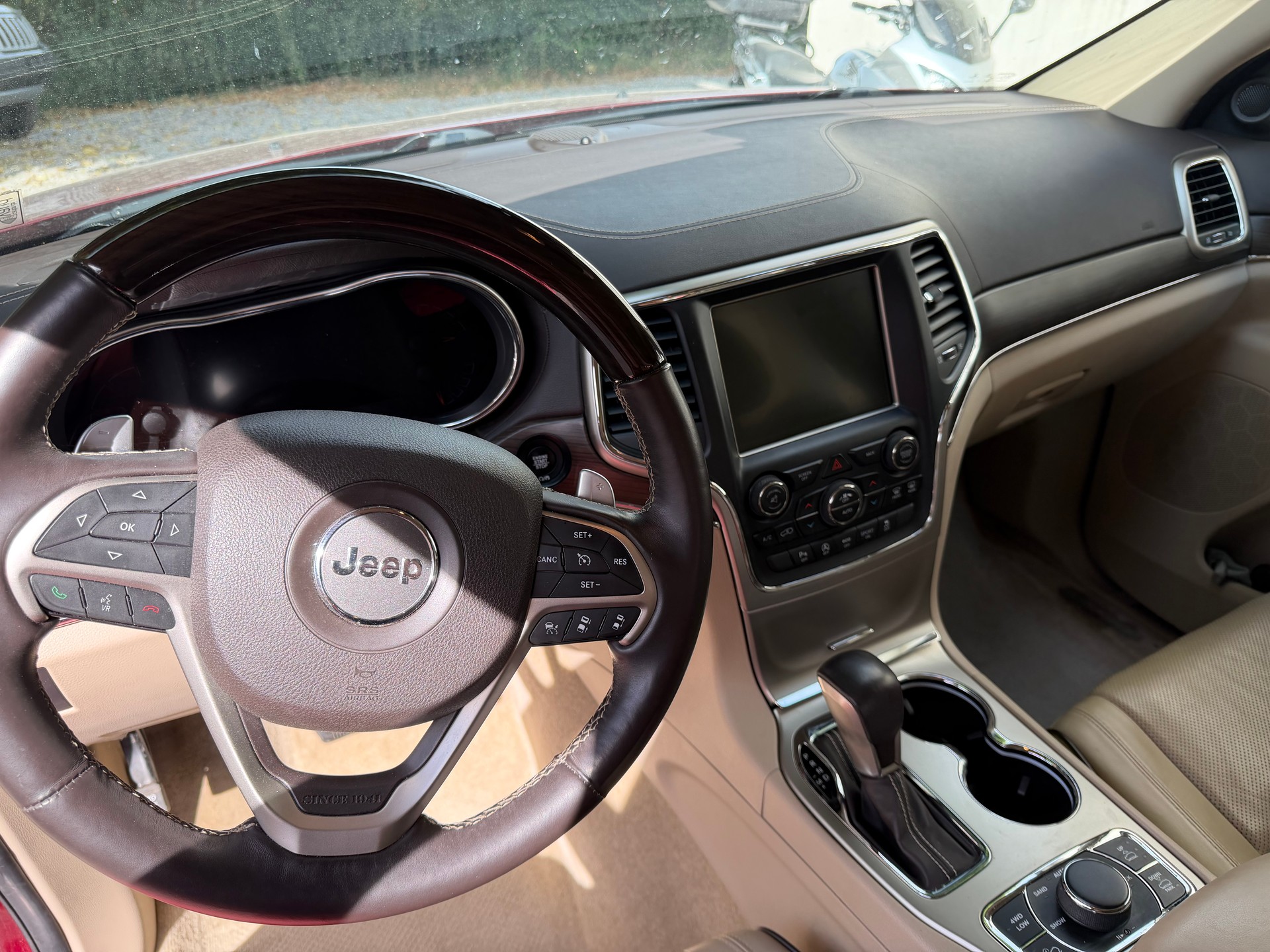 JEEP 3.0 CRD 250 75th Anniv. Ed.-image-2