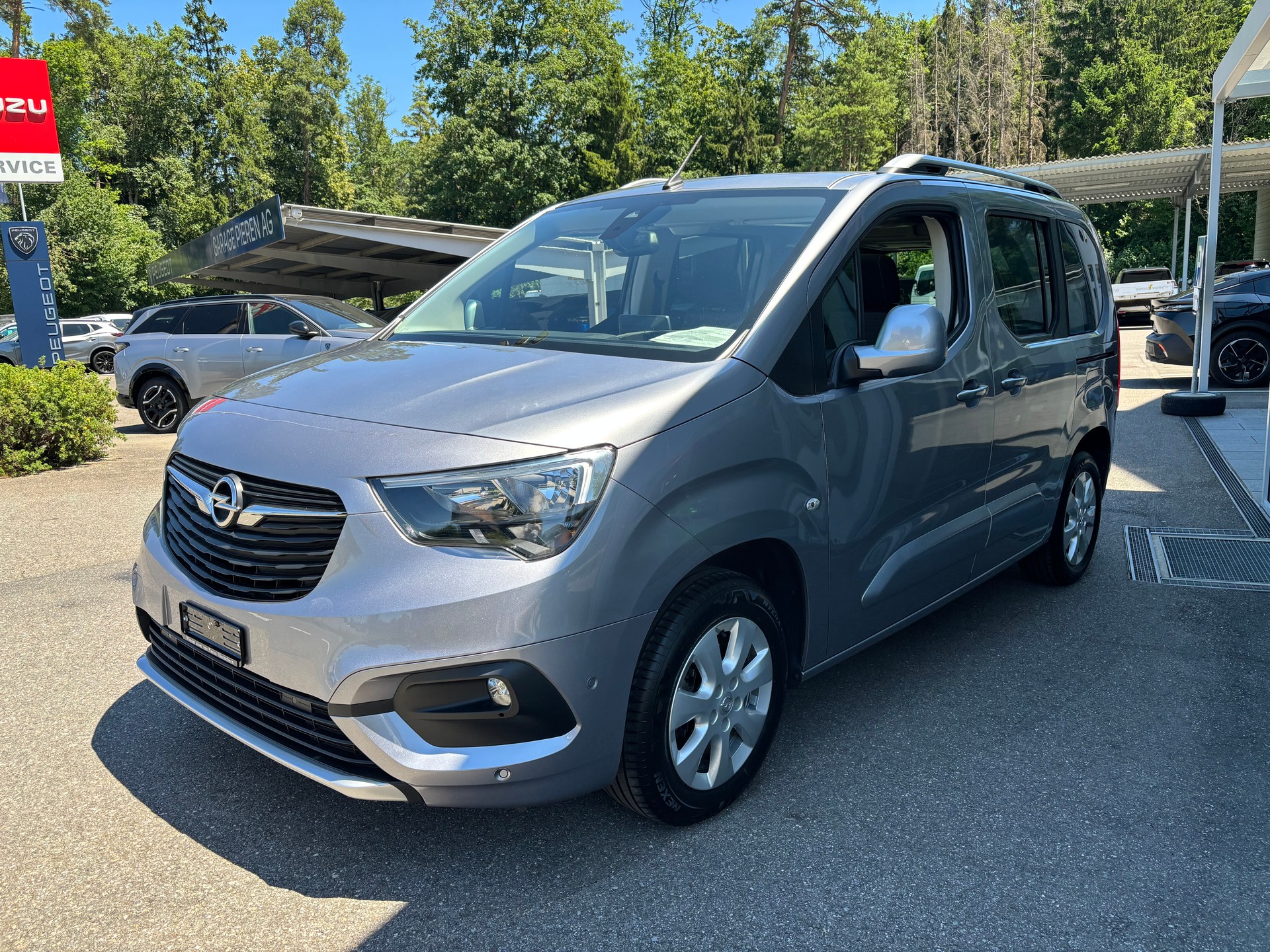 OPEL Combo Life 1.5 Innovation-image-1