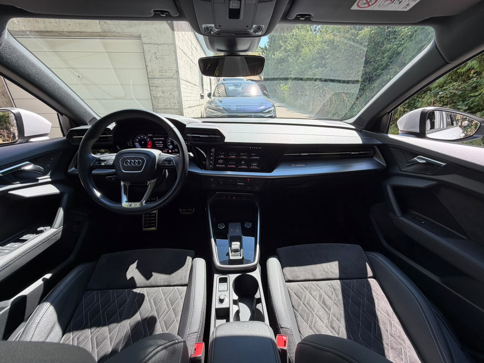 AUDI A3 Limousine 35 TFSI Attraction S-tronic-image-12