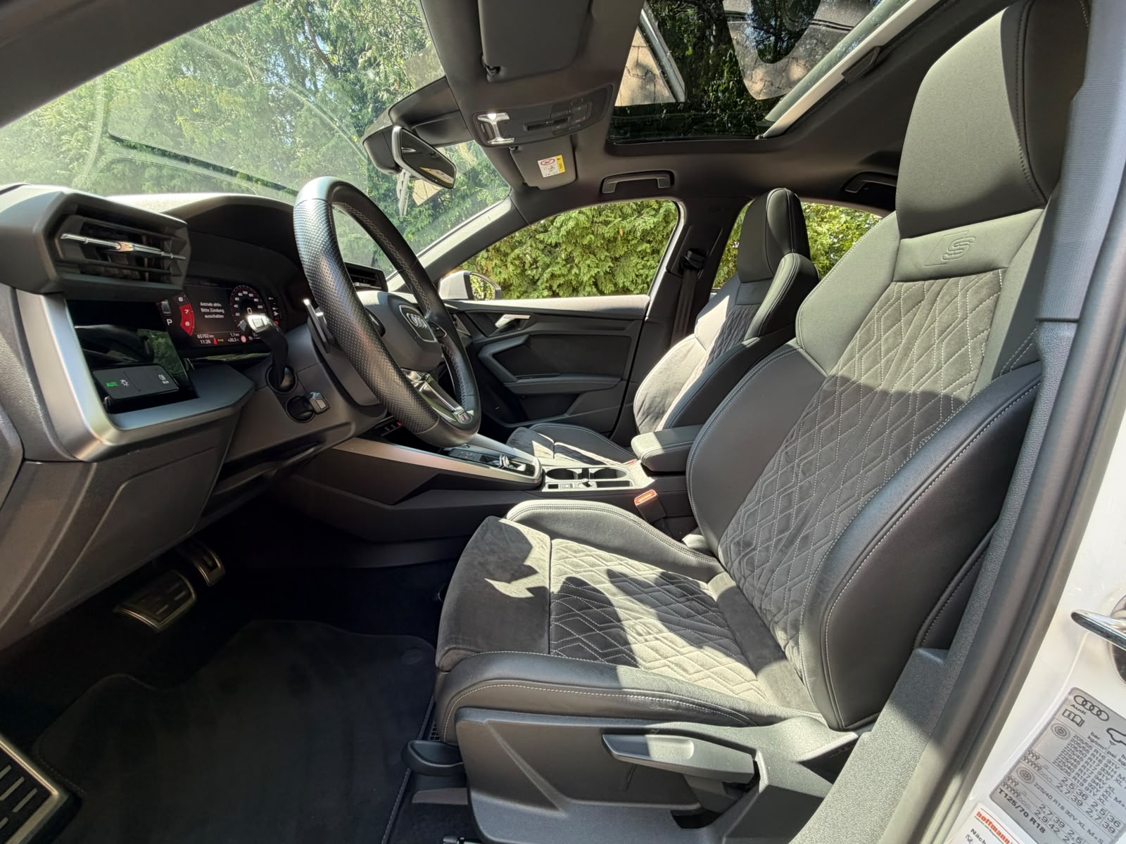 AUDI A3 Limousine 35 TFSI Attraction S-tronic-image-9