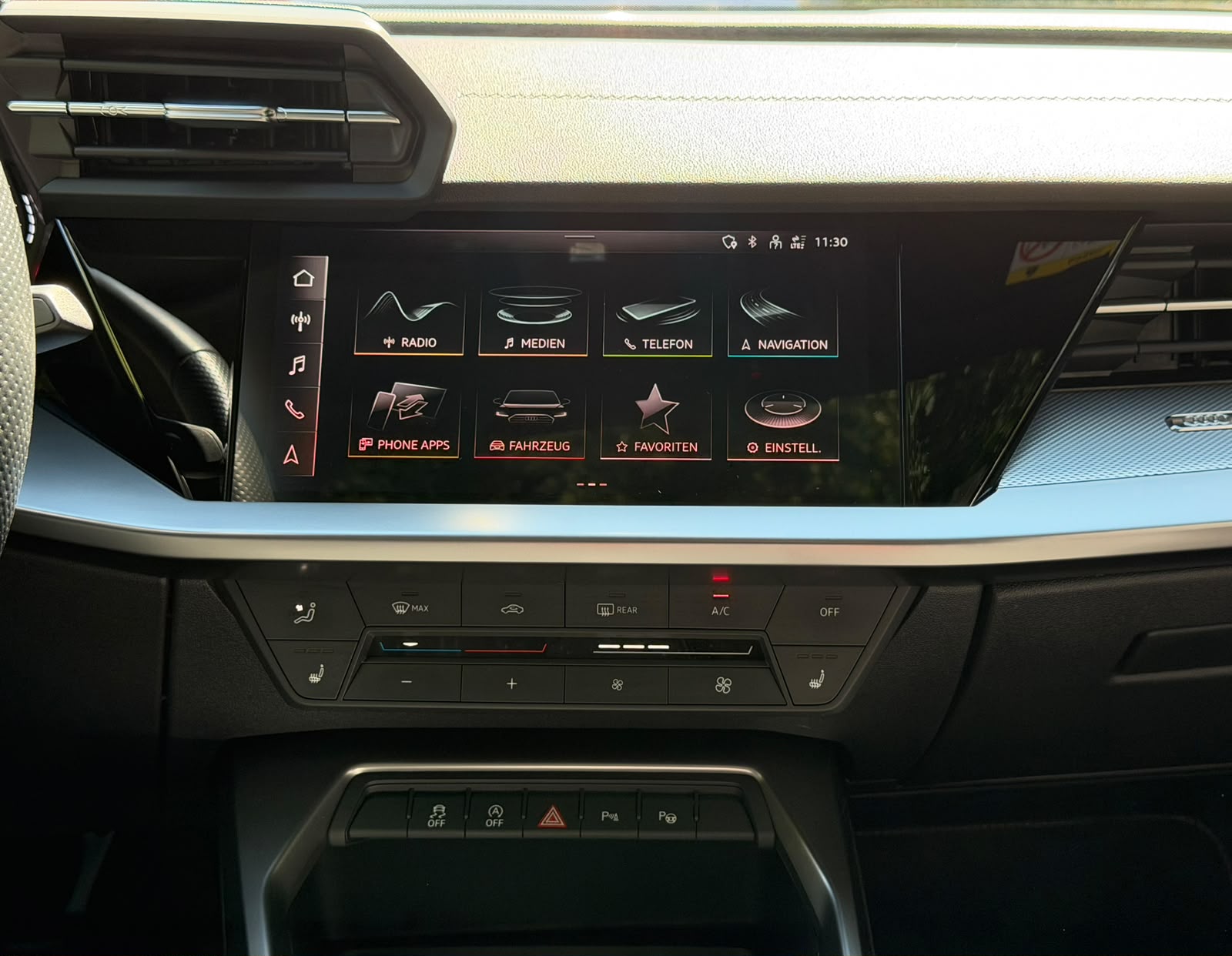 AUDI A3 Limousine 35 TFSI Attraction S-tronic-image-21