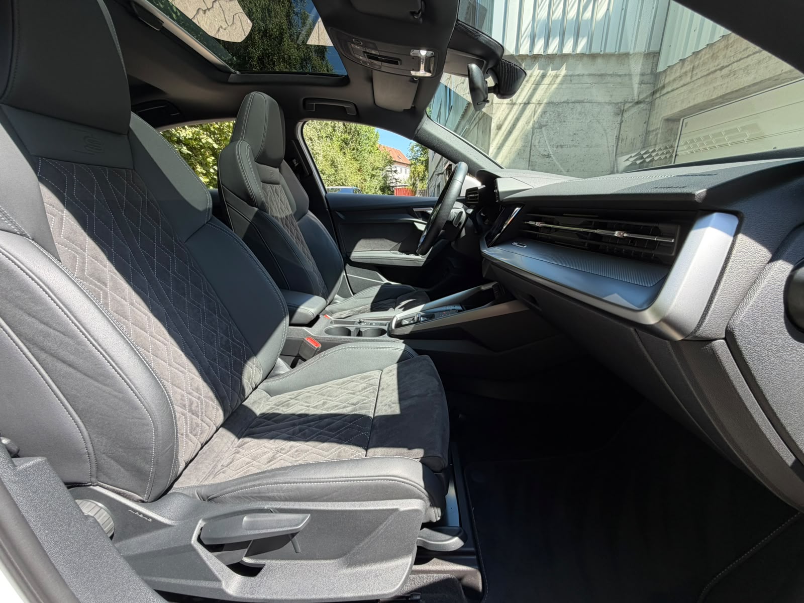 AUDI A3 Limousine 35 TFSI Attraction S-tronic-image-15