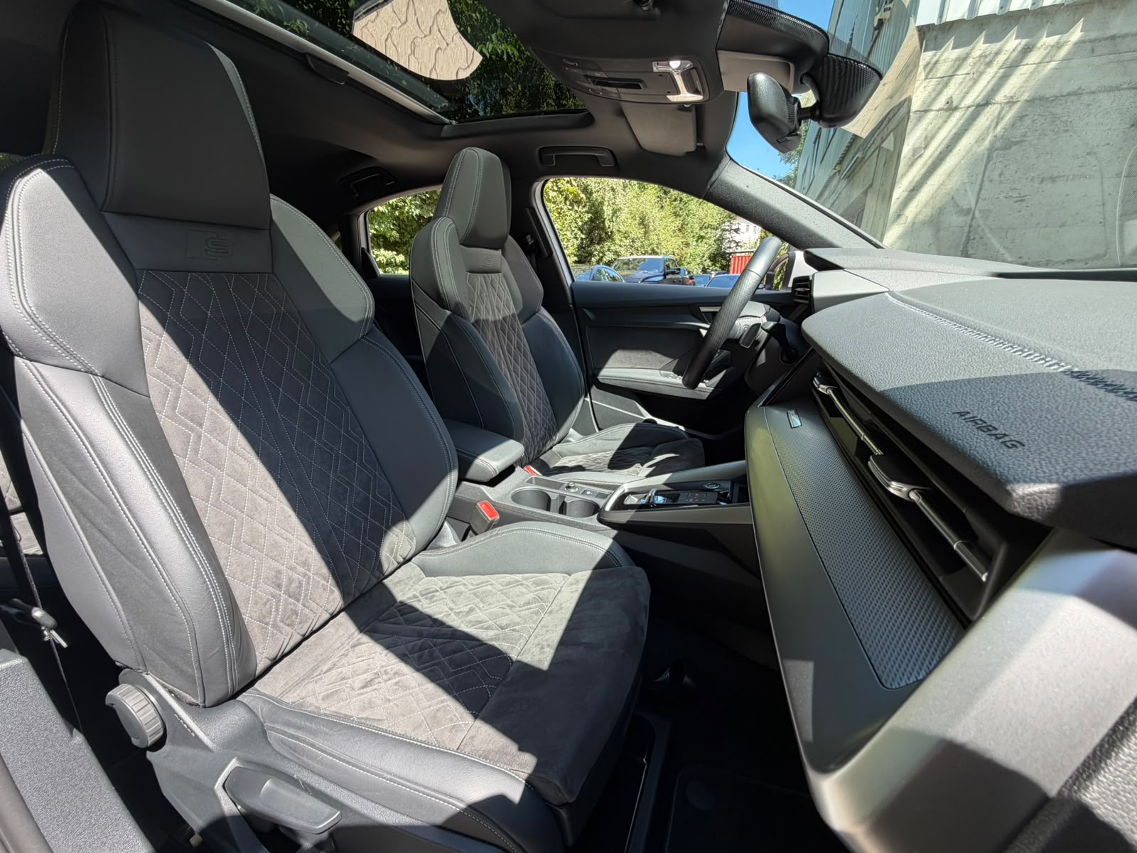 AUDI A3 Limousine 35 TFSI Attraction S-tronic-image-16