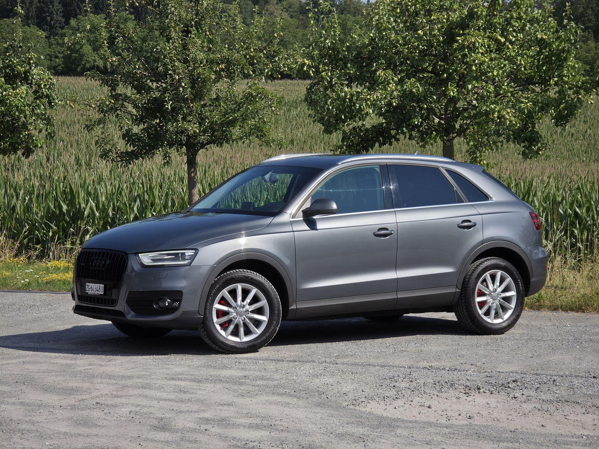 AUDI Q3 2.0 TFSI quattro-image-3