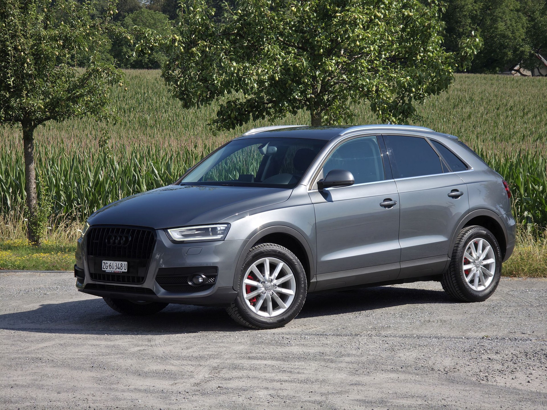 AUDI Q3 2.0 TFSI quattro-image-2