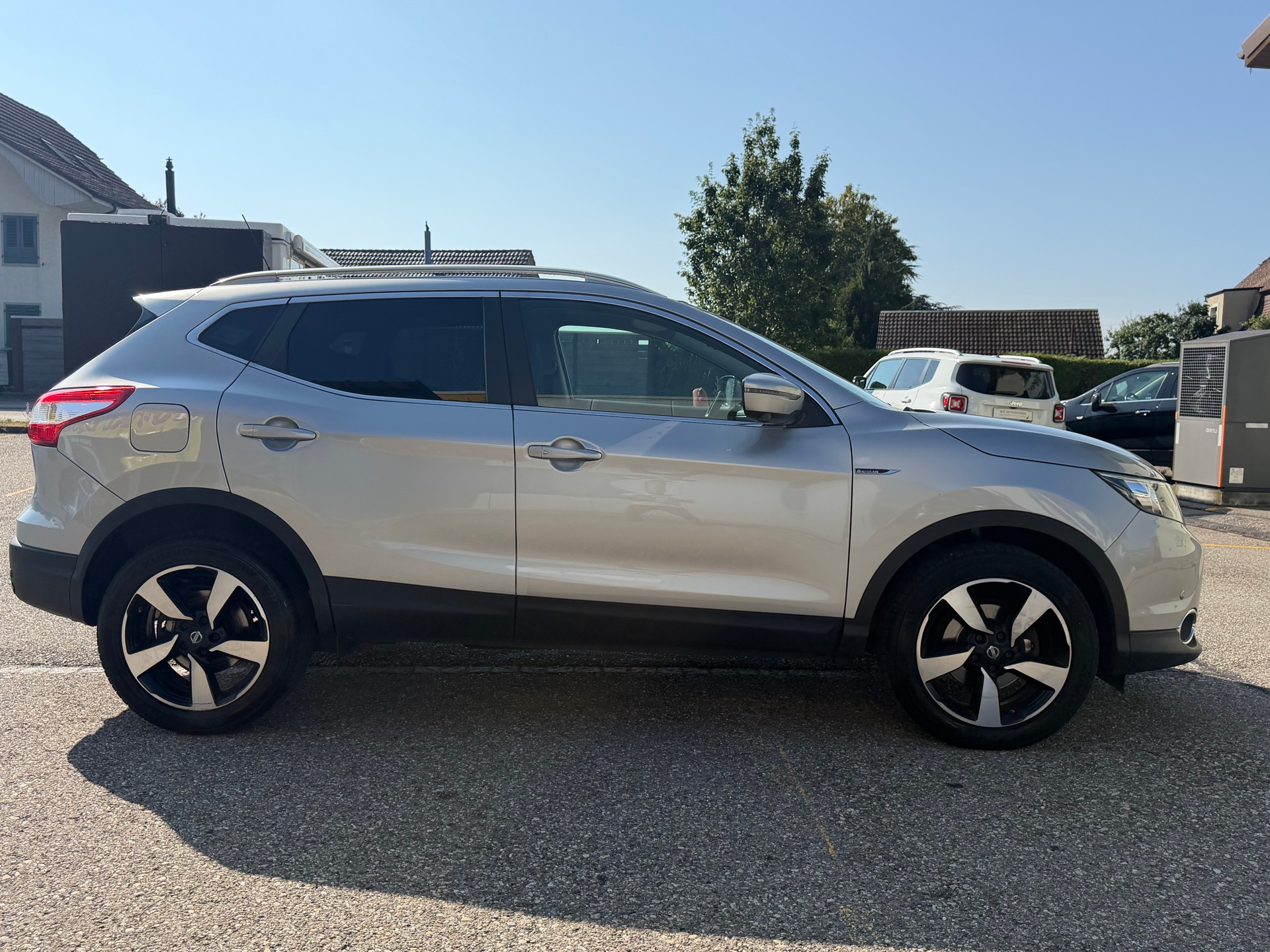 NISSAN Qashqai 1.2 DIG-T tekna Xtronic CVT-image-3
