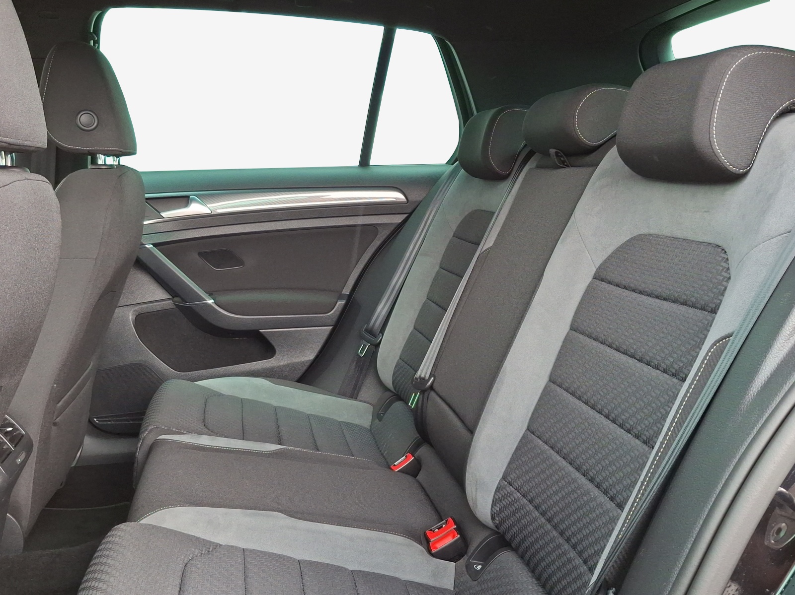 VW Golf 1.5 TSI EVO Highline DSG-image-11