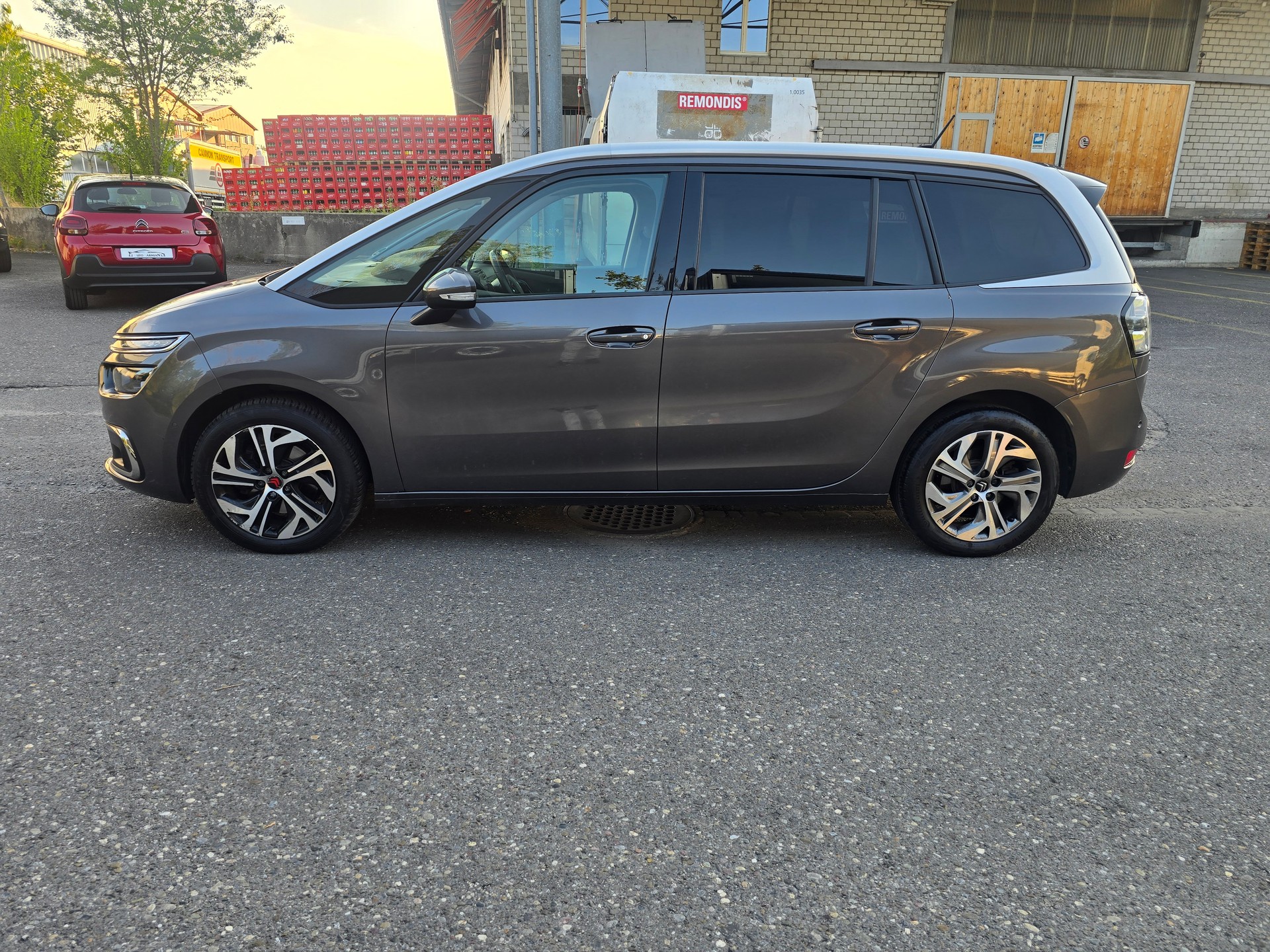 CITROEN Grand C4 Picasso 1.6i 16V THP Feel Edition EAT6-image-9