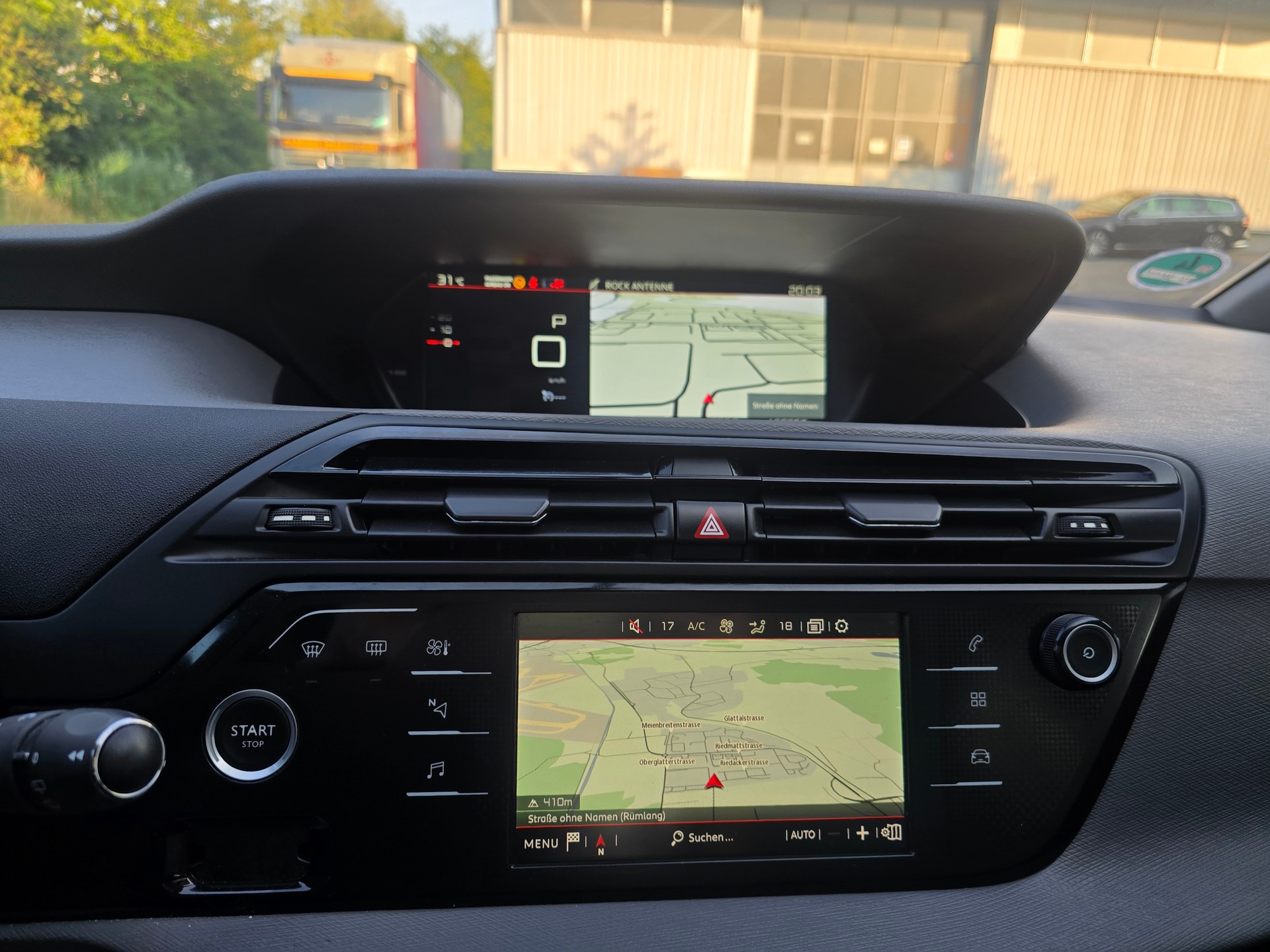 CITROEN Grand C4 Picasso 1.6i 16V THP Feel Edition EAT6-image-19