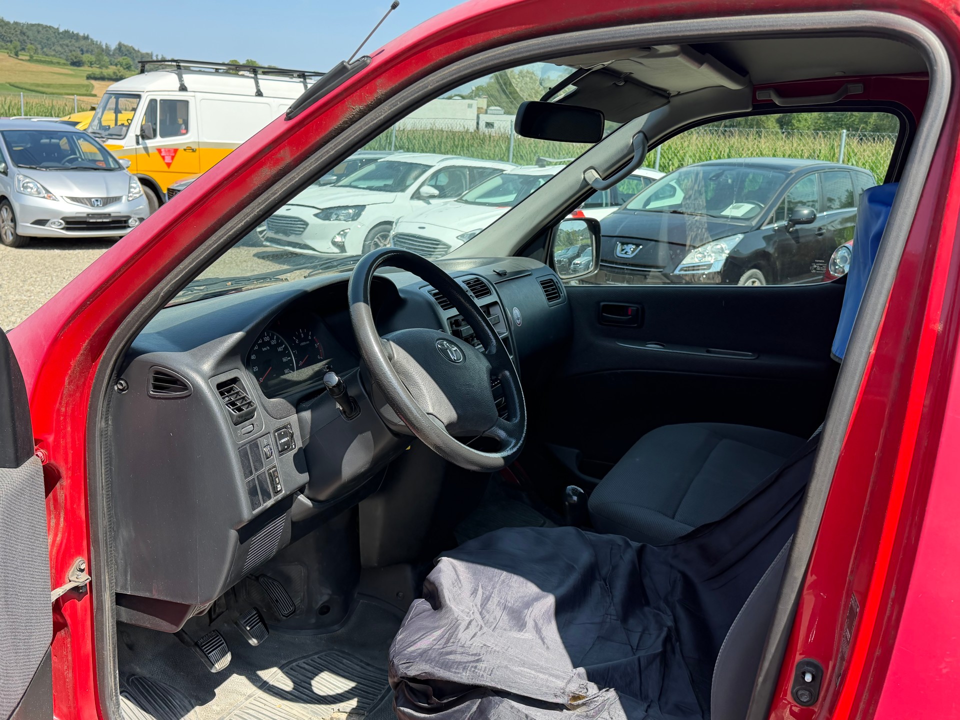 TOYOTA Hiace 2.5D-image-5