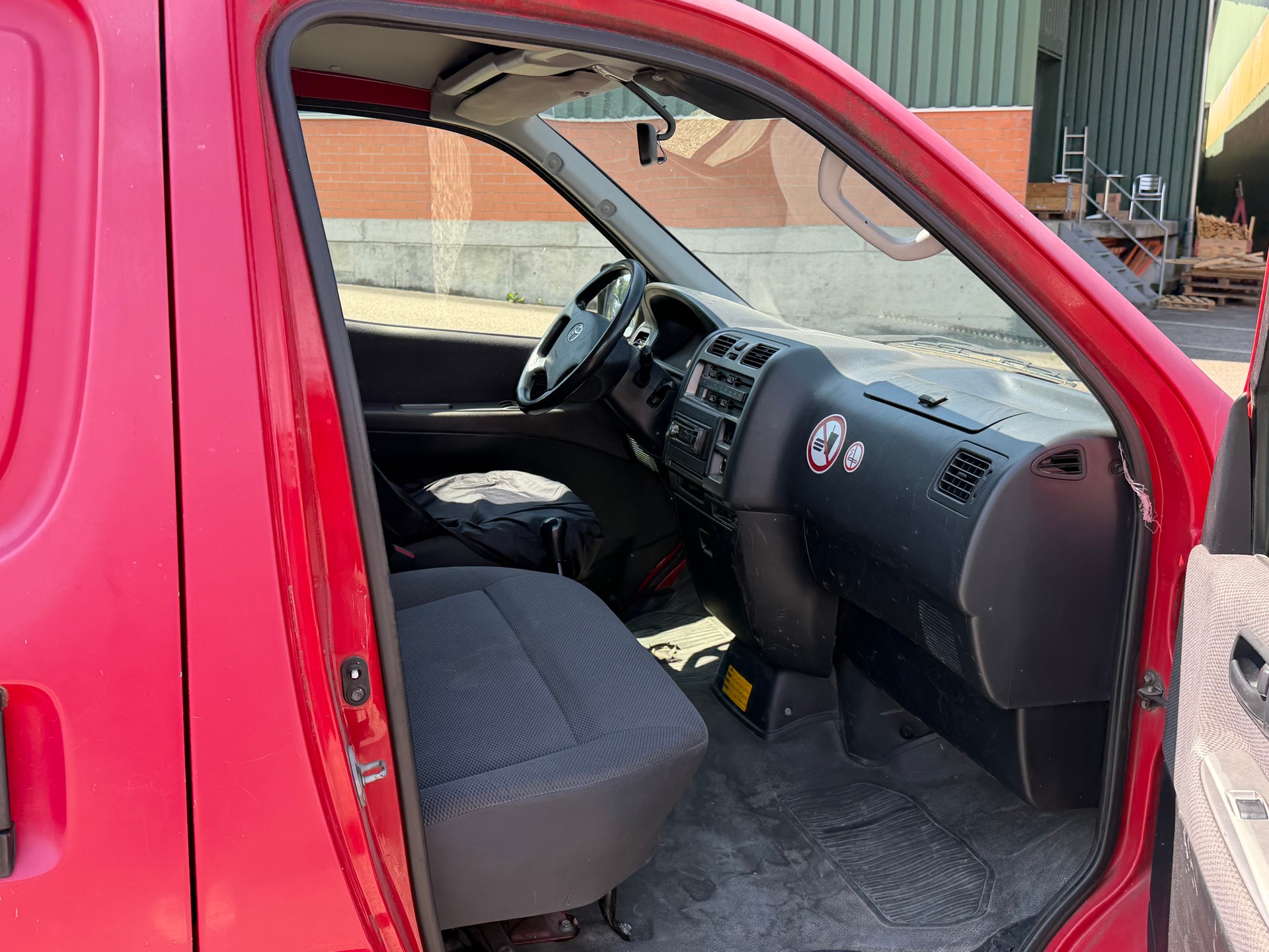 TOYOTA Hiace 2.5D-image-6