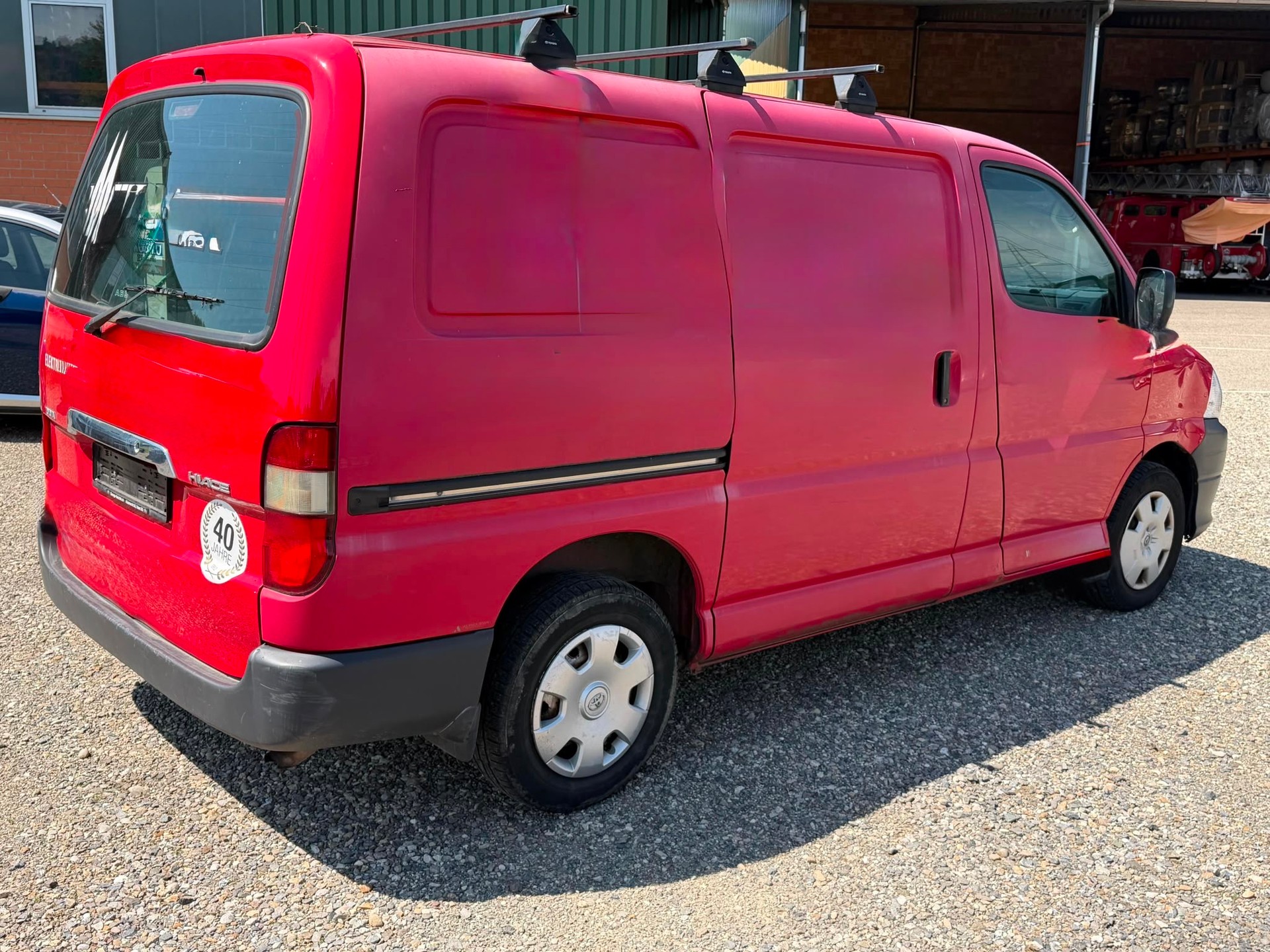 TOYOTA Hiace 2.5D-image-10