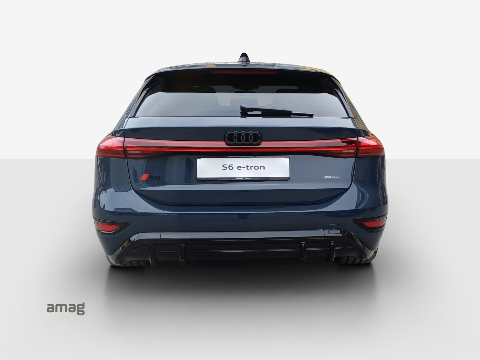 AUDI S6 Avant e-tron quattro-image-3