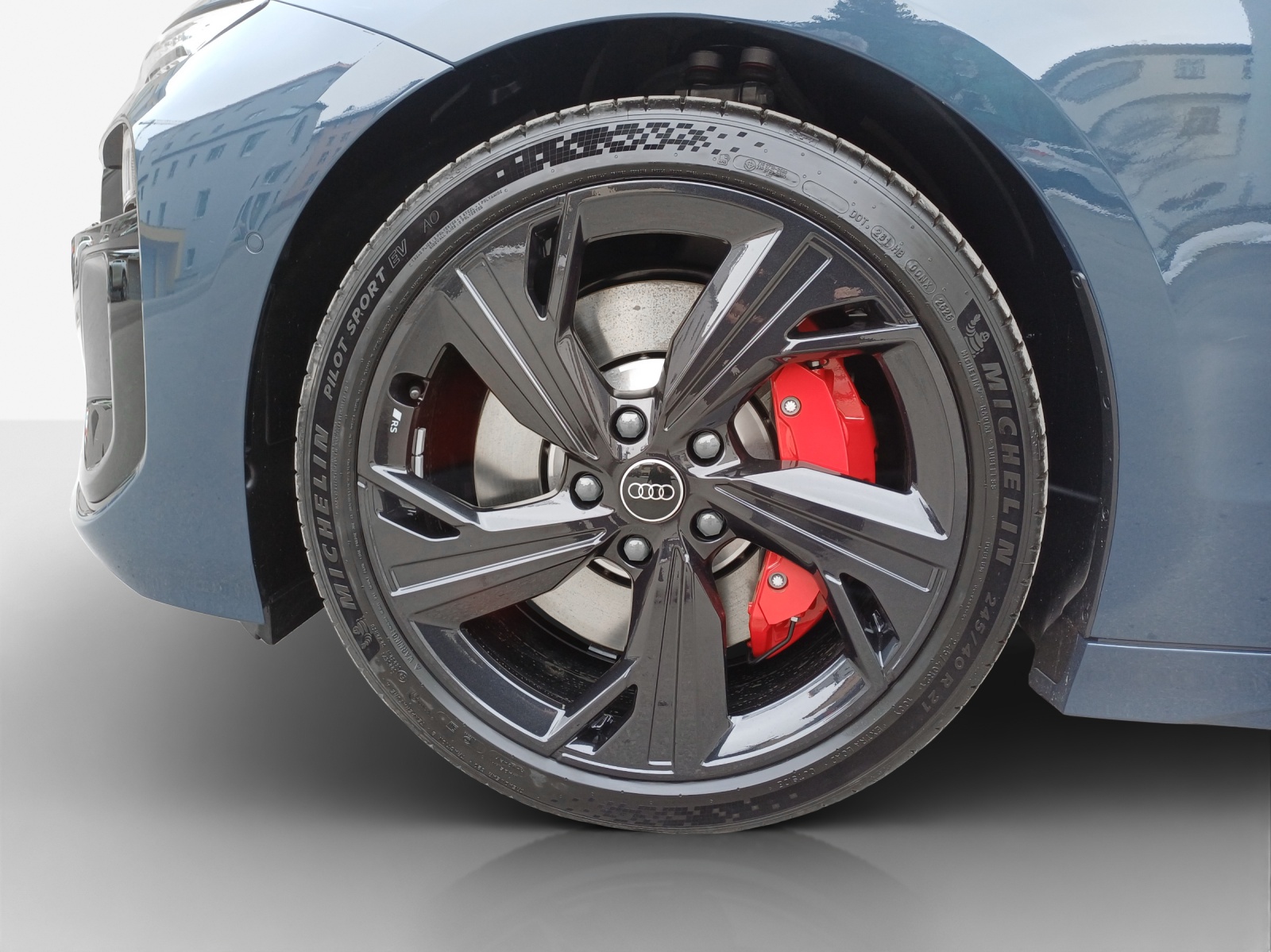 AUDI S6 Avant e-tron quattro-image-14