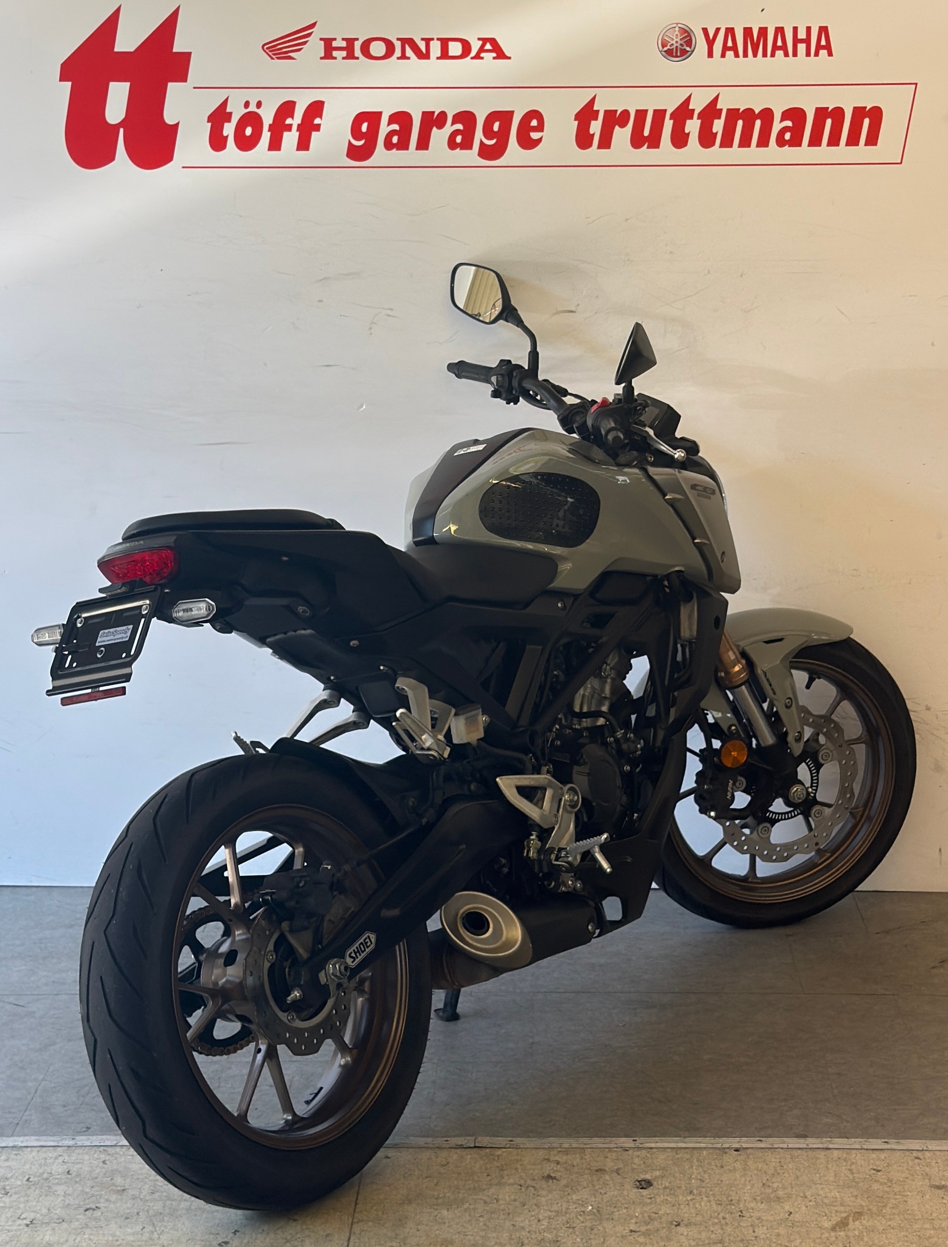HONDA CB 125 R-showroom-element-3