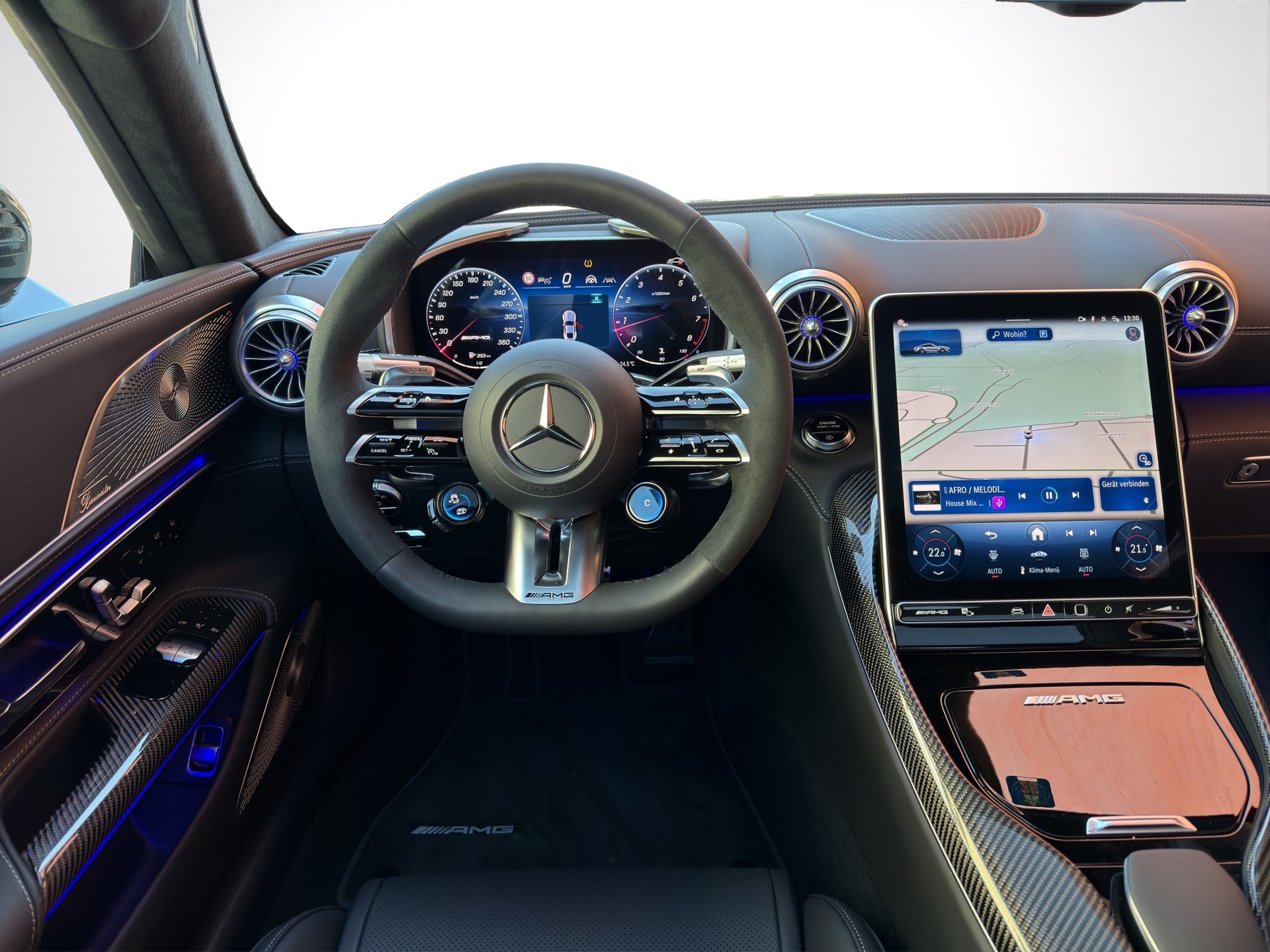 MERCEDES-BENZ AMG GT 63 PRO 4Matic+ Executive Edition-image-11