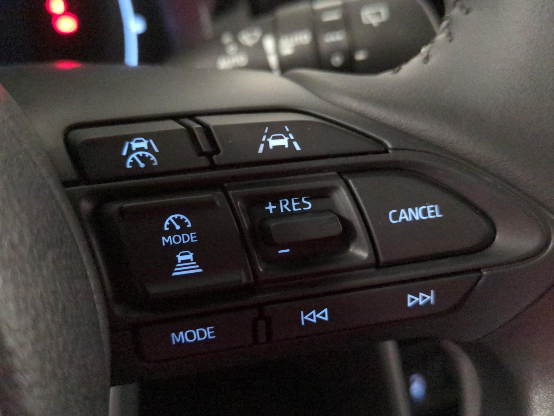 TOYOTA Yaris Cross 1.5 Trend e-CVT-image-19