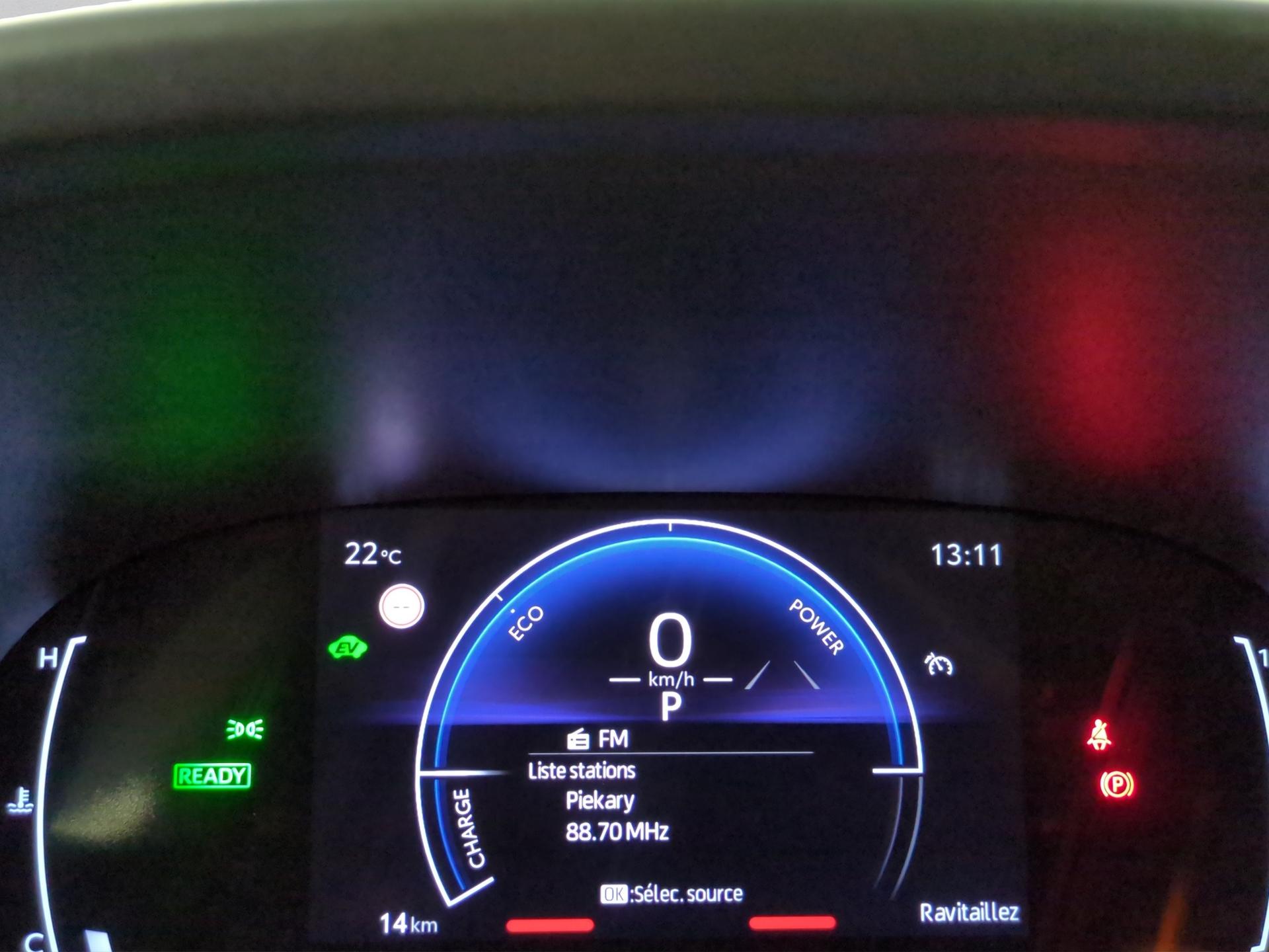 TOYOTA Yaris Cross 1.5 Trend e-CVT-image-10
