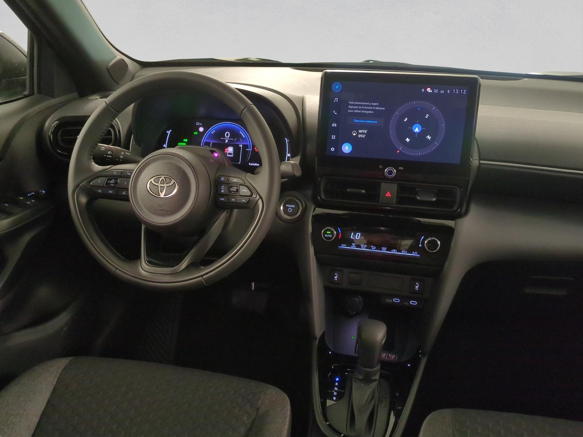 TOYOTA Yaris Cross 1.5 Trend e-CVT-image-12