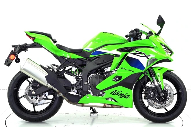 KAWASAKI Ninja ZX-4RR-showroom-element-3