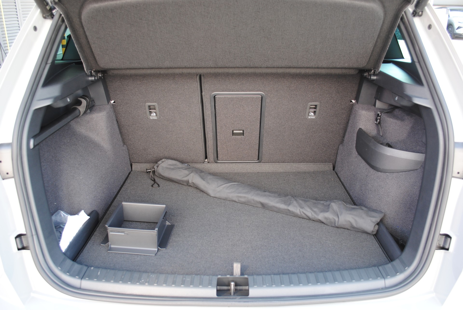 SKODA Karoq 1.5 TSI SportLine DSG-image-18