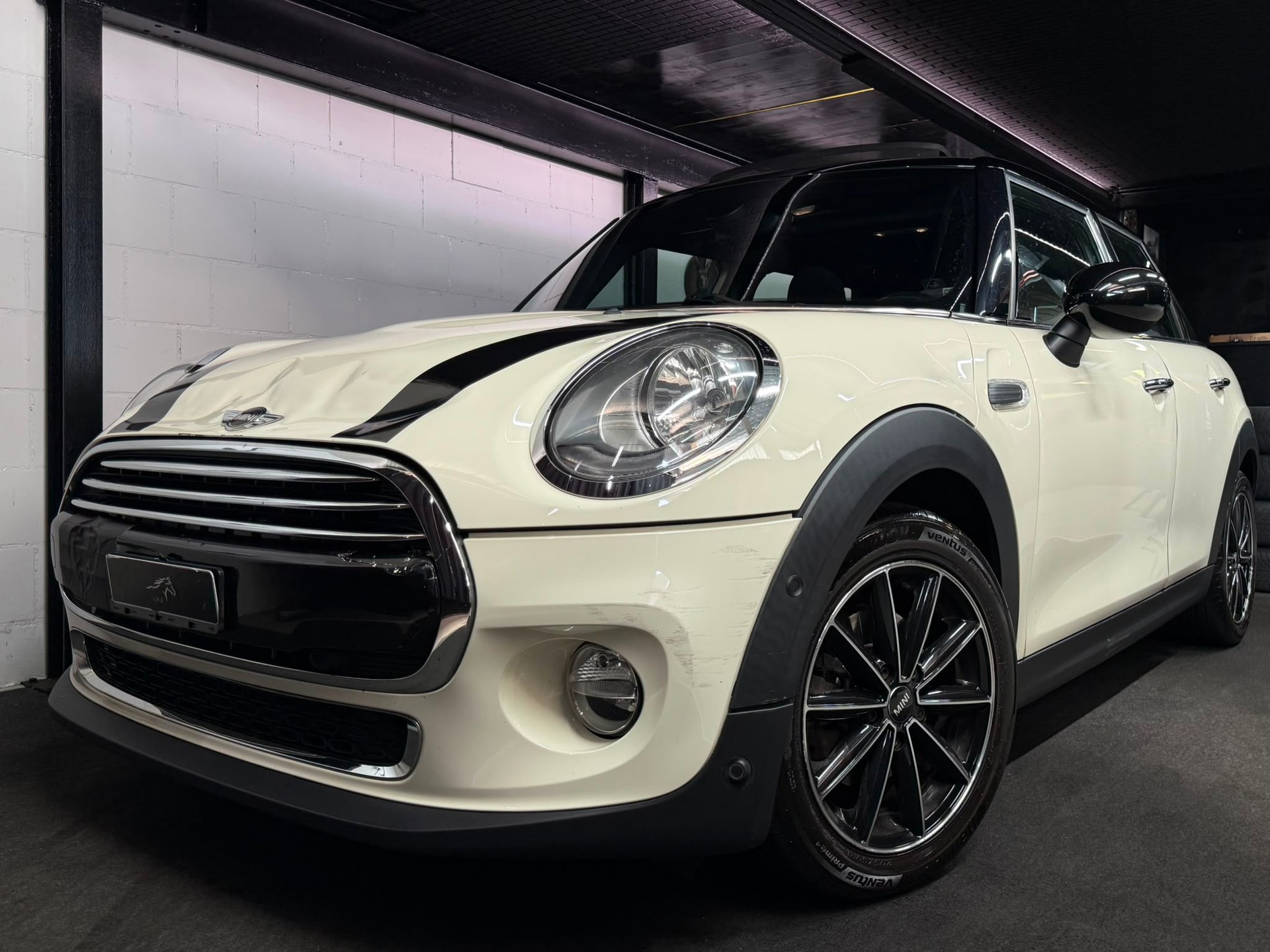 MINI Cooper D Steptronic-image-8