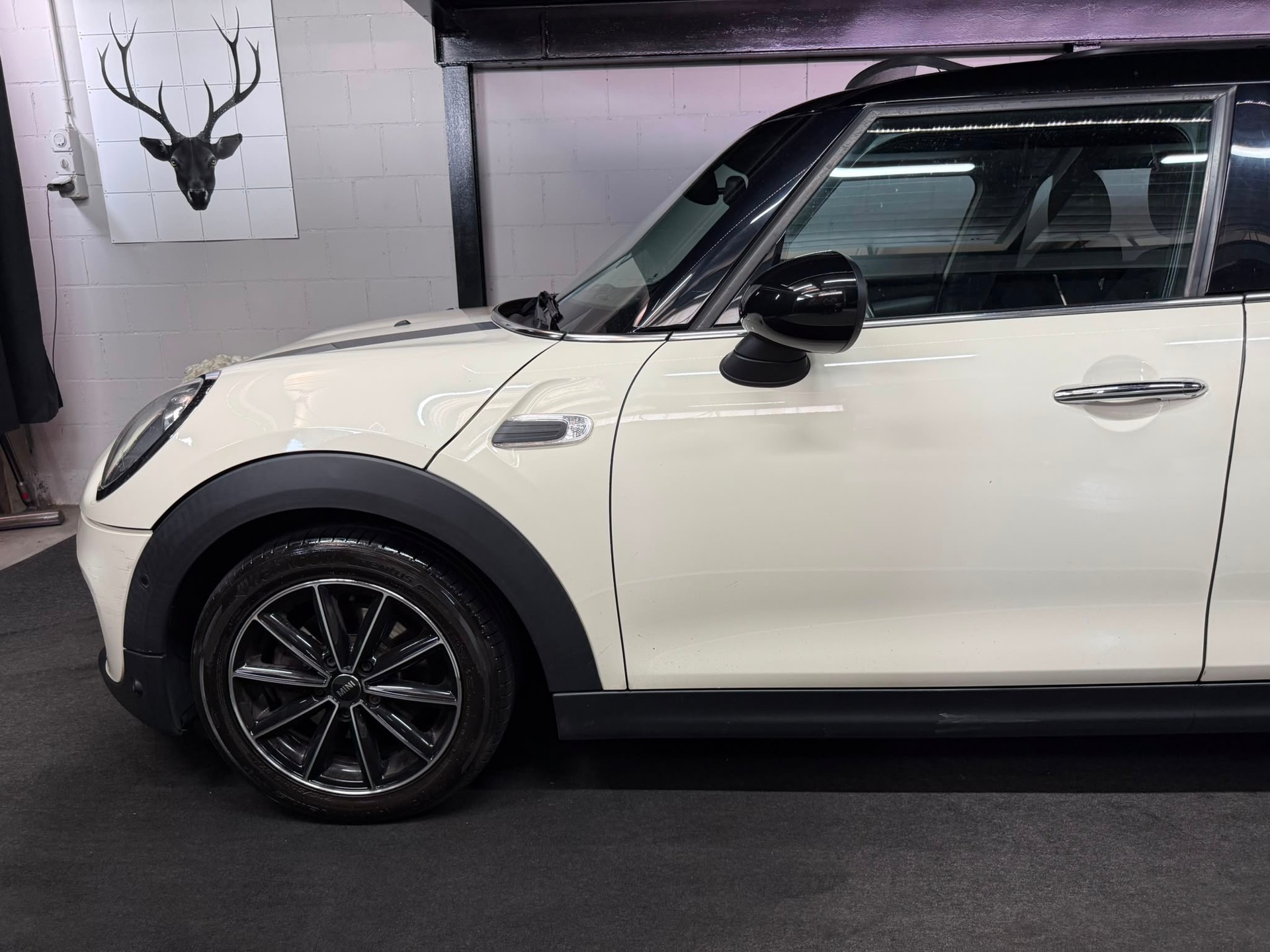MINI Cooper D Steptronic-image-5