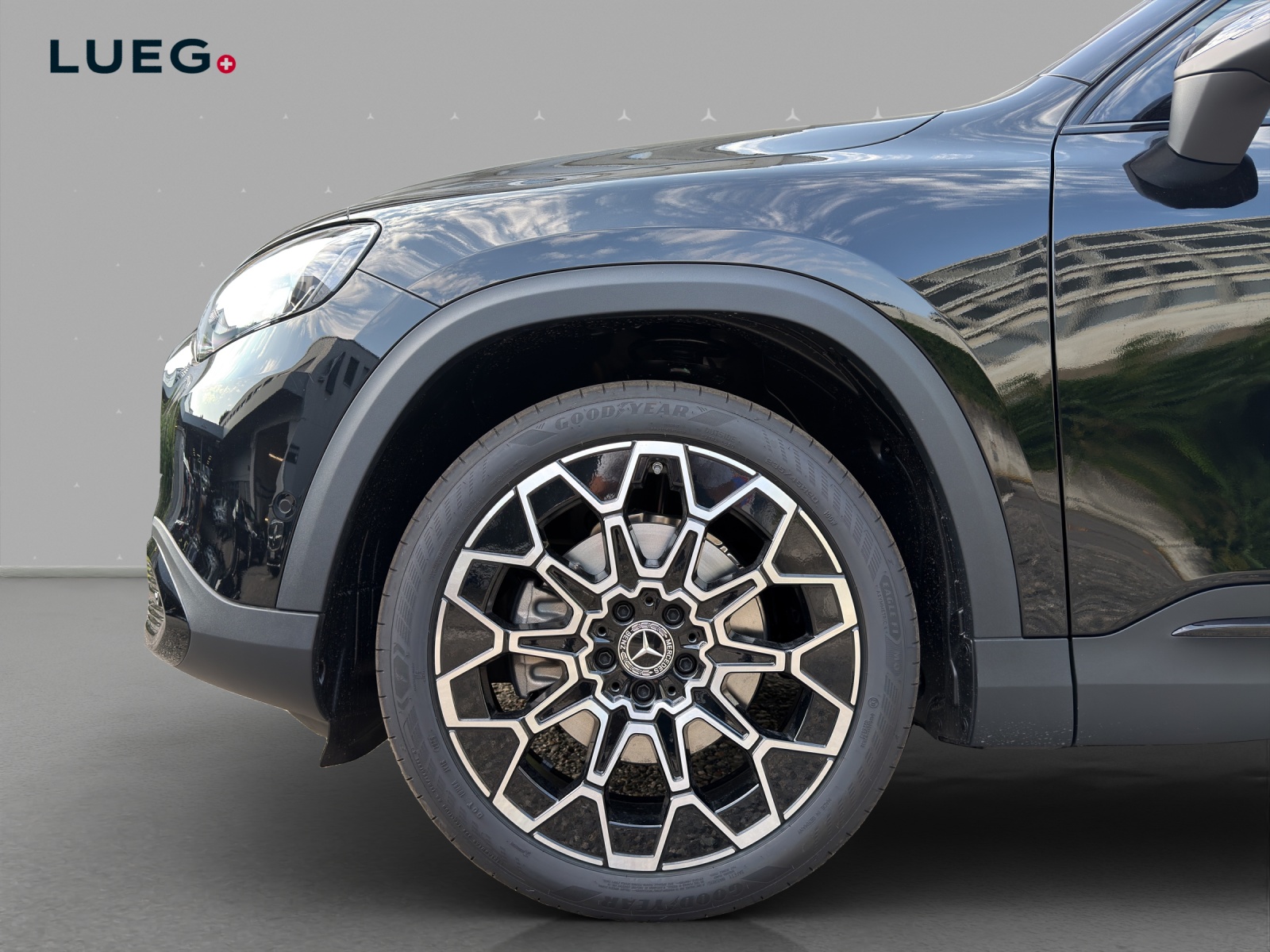 MERCEDES-BENZ GLB 220 4Matic 8G-Tronic-image-6