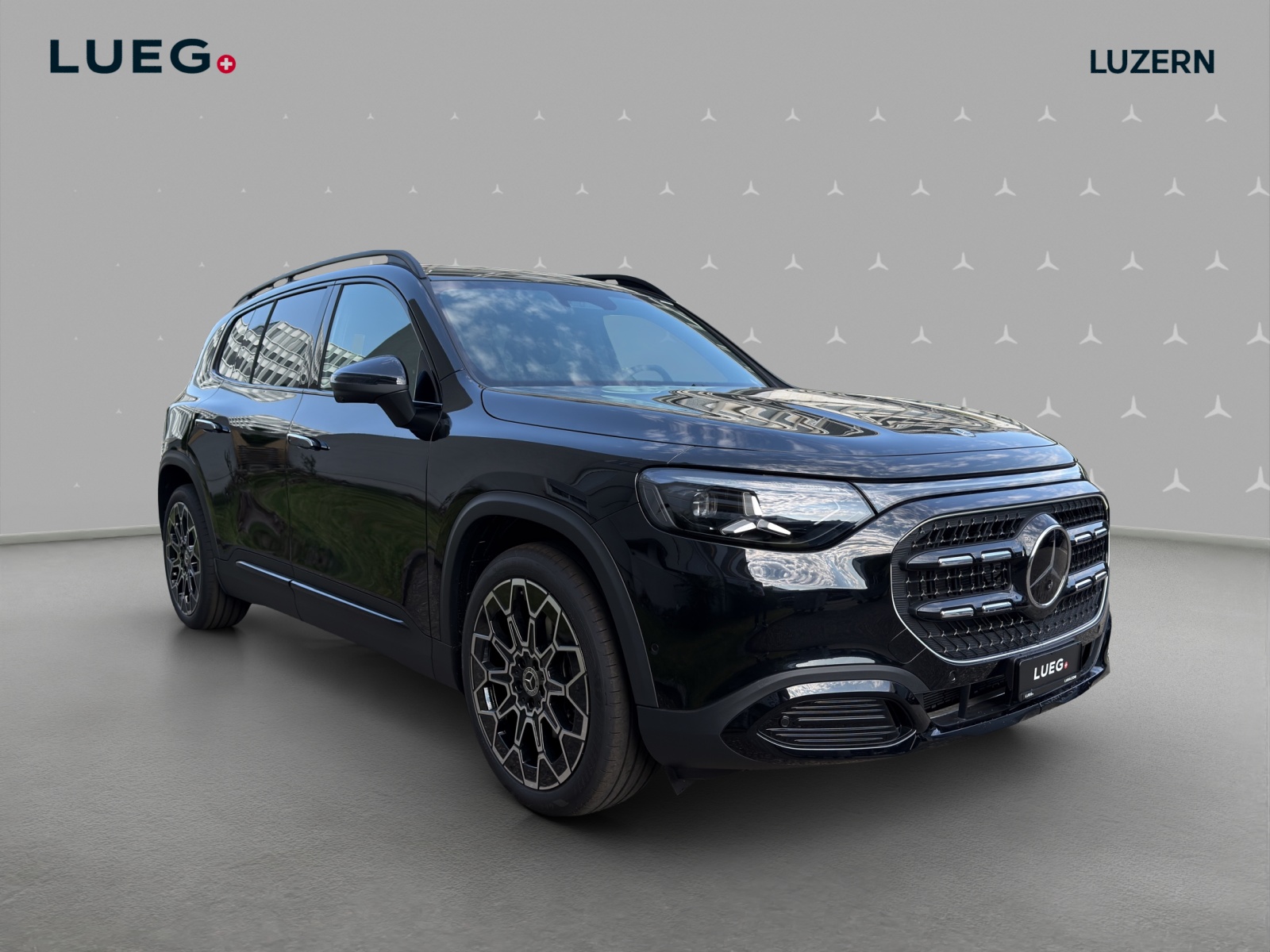 MERCEDES-BENZ GLB 220 4Matic 8G-Tronic-image-4