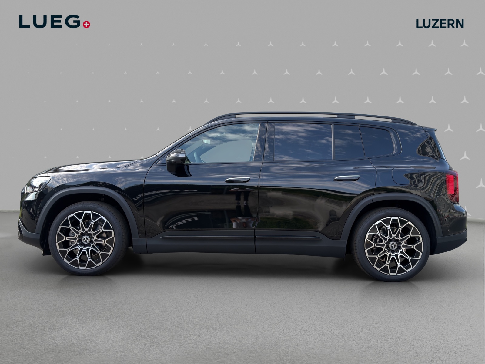 MERCEDES-BENZ GLB 220 4Matic 8G-Tronic-image-1
