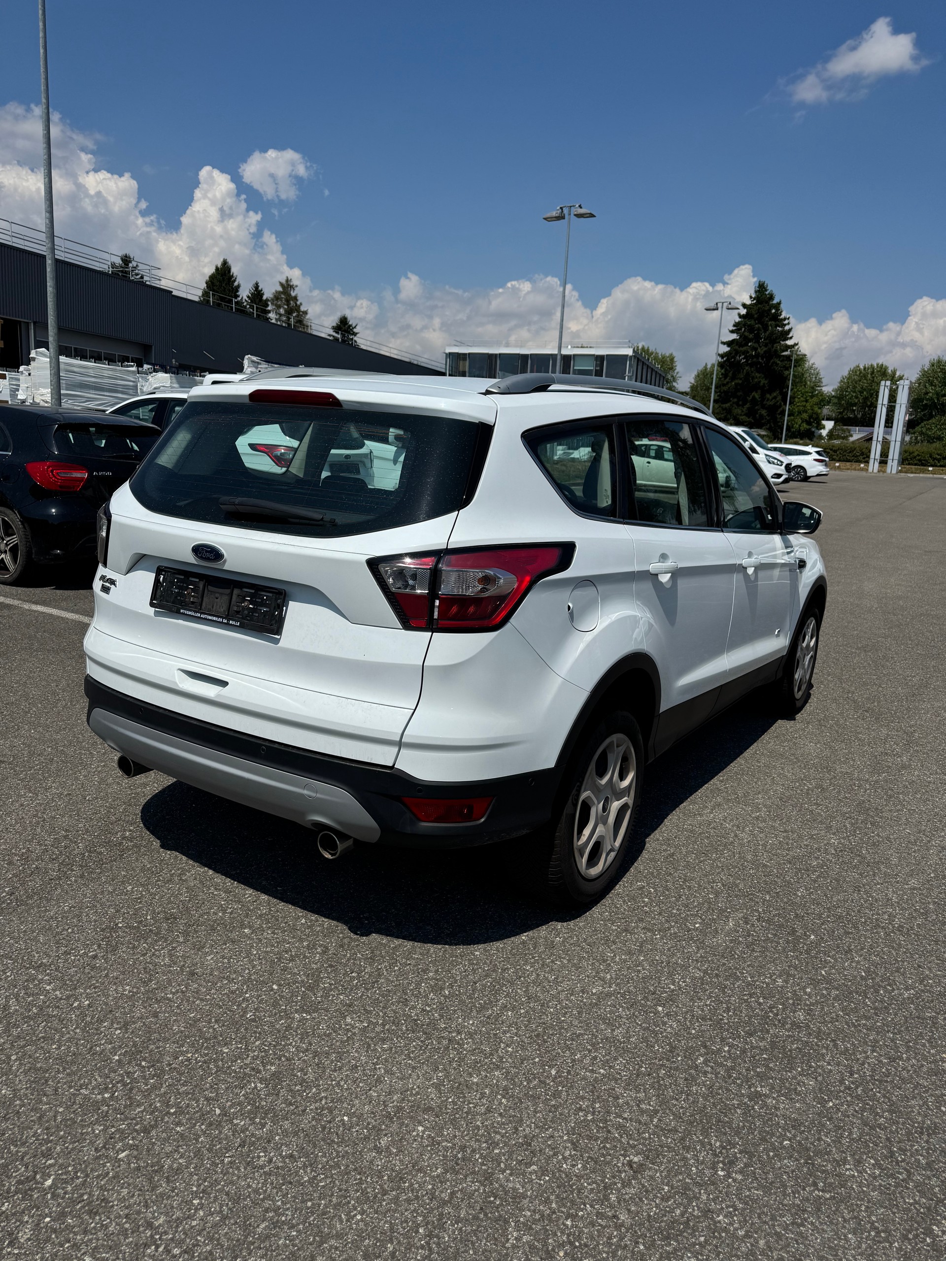 FORD Kuga 2.0 TDCi Business 4WD-image-2