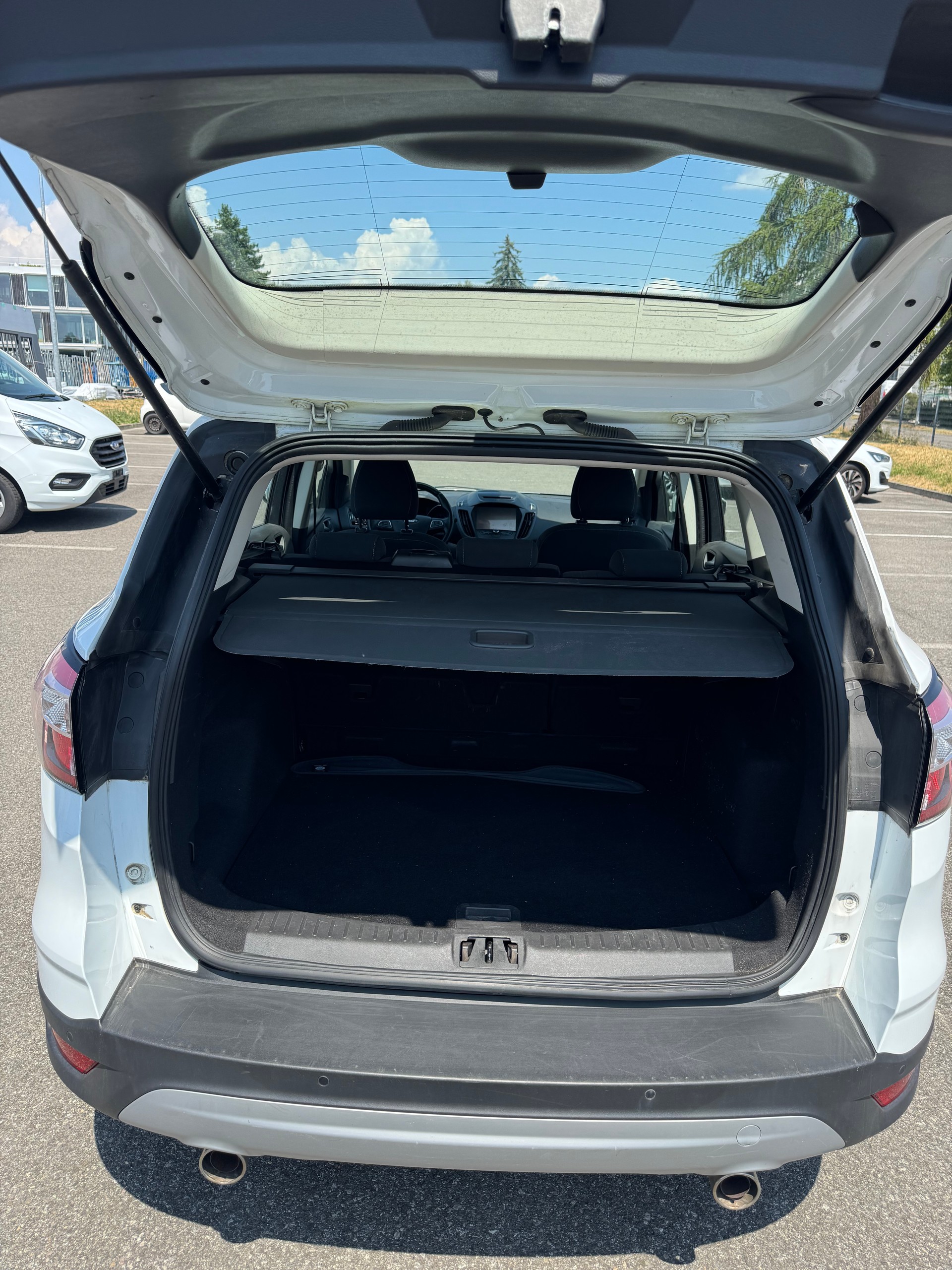 FORD Kuga 2.0 TDCi Business 4WD-image-8