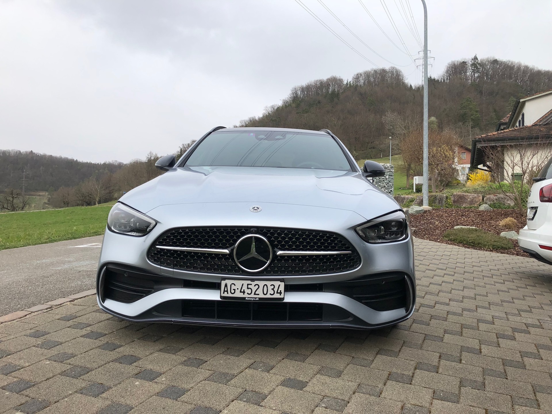 MERCEDES-BENZ C 220 d T 4Matic Swiss Star AMG Line-image-1