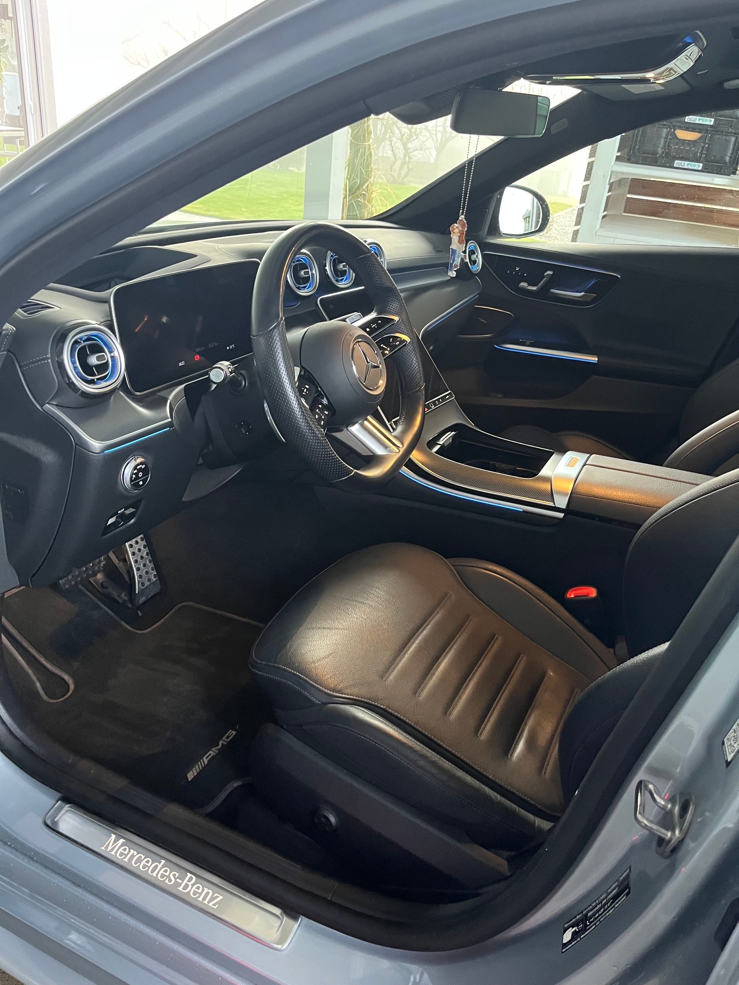 MERCEDES-BENZ C 220 d T 4Matic Swiss Star AMG Line-image-5