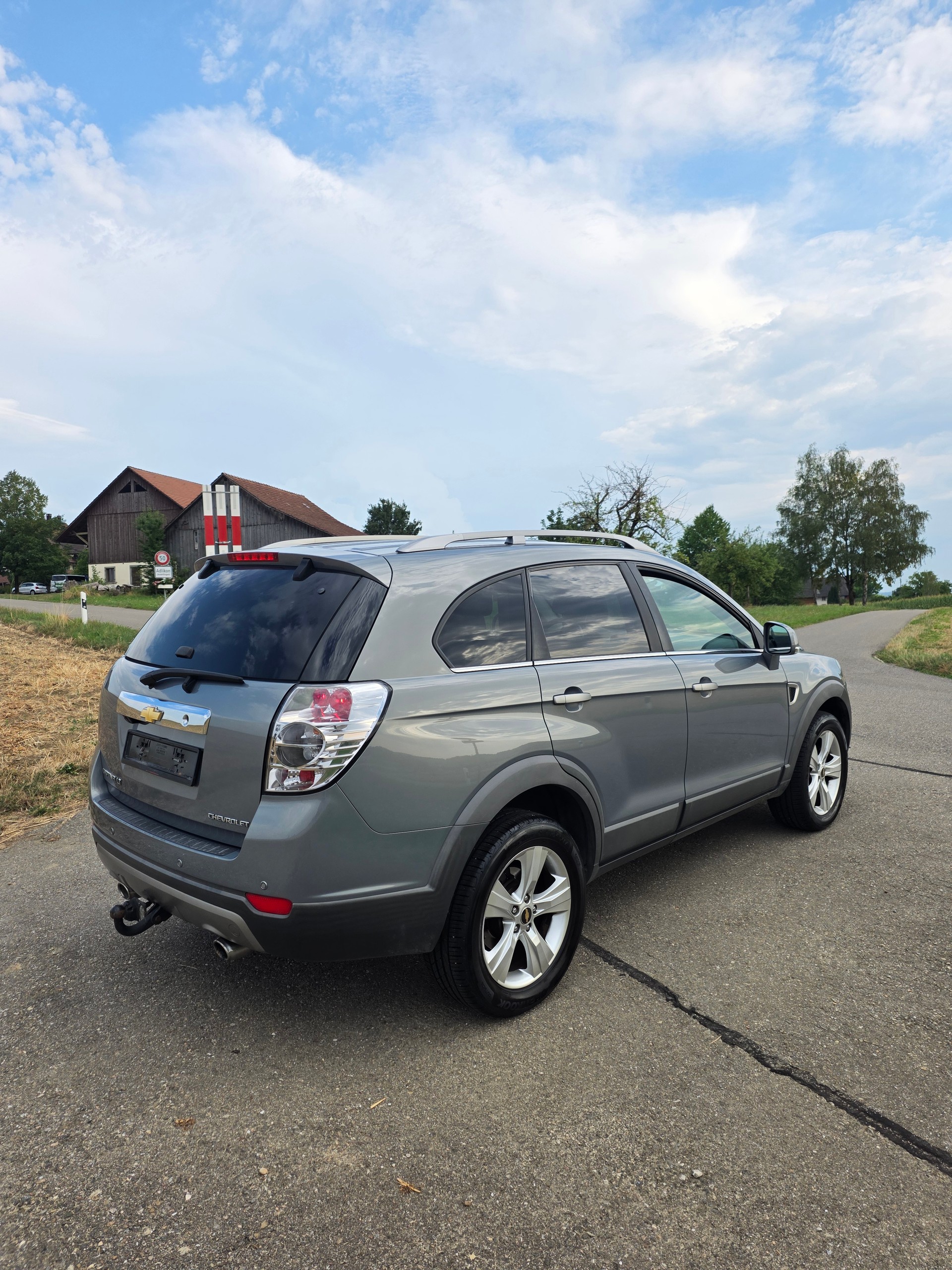 CHEVROLET Captiva 2.0 VCDi 100 Edition 4WD Automatic-image-3