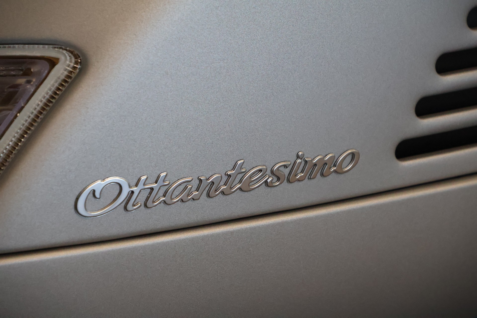 PIAGGIO Vespa GTS 310 Edizione Ottantesimo No: 31/1946 (4 Jahre Garantie)-image-8