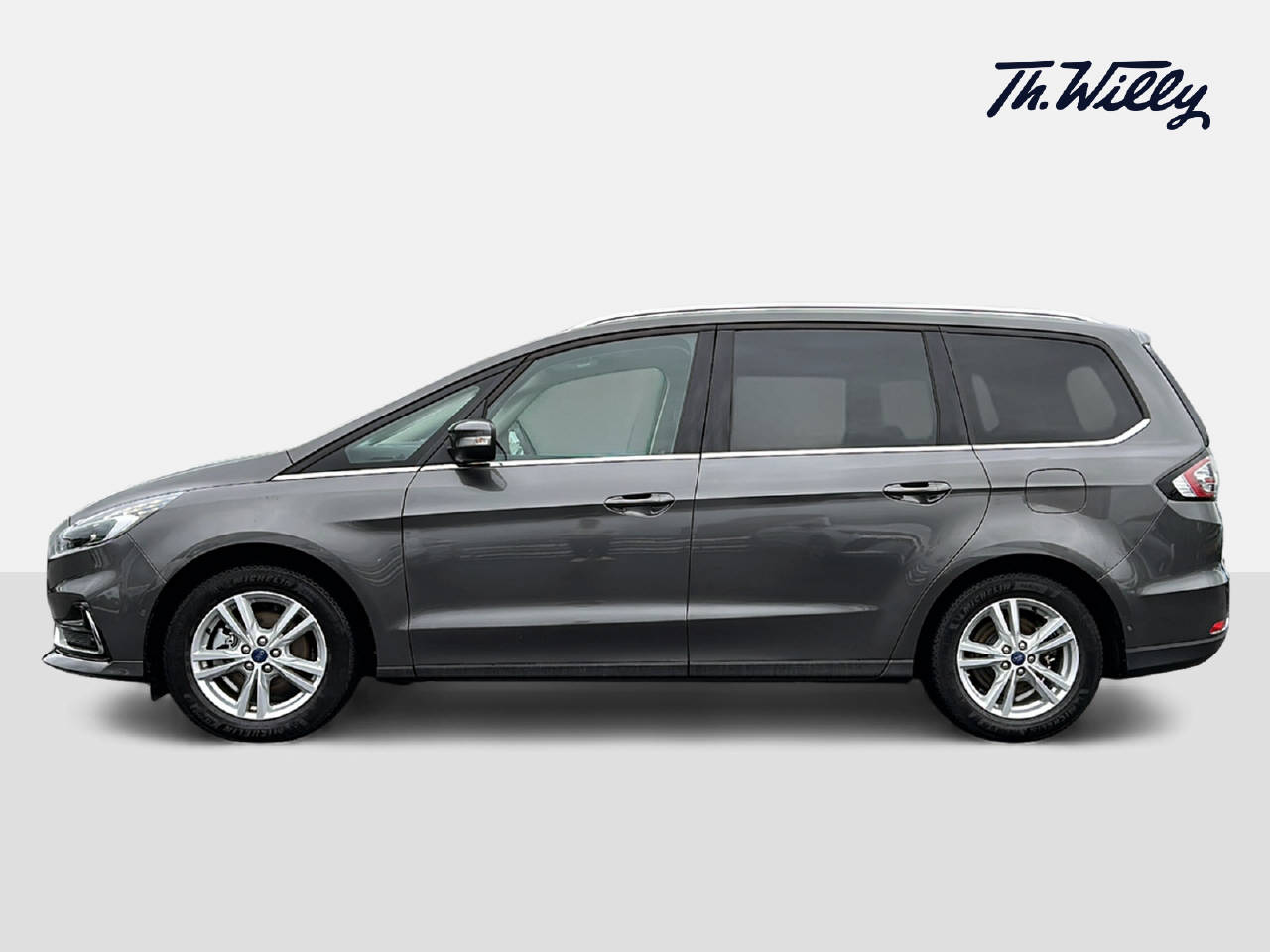 FORD Galaxy 2.5 Hybrid Titanium 7P-image-1