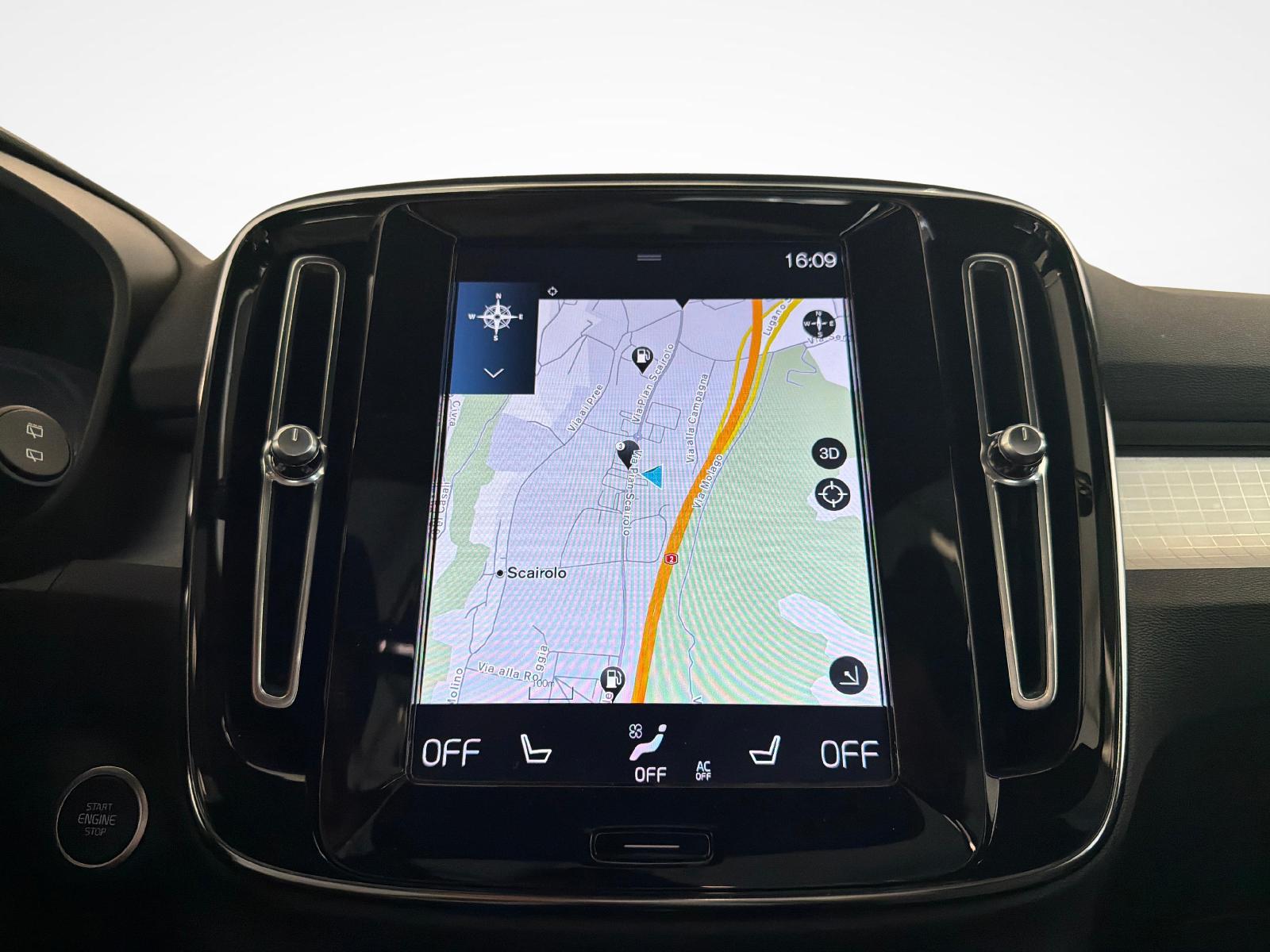 VOLVO XC40 1.5 T5 PiH Plus Bright-image-15