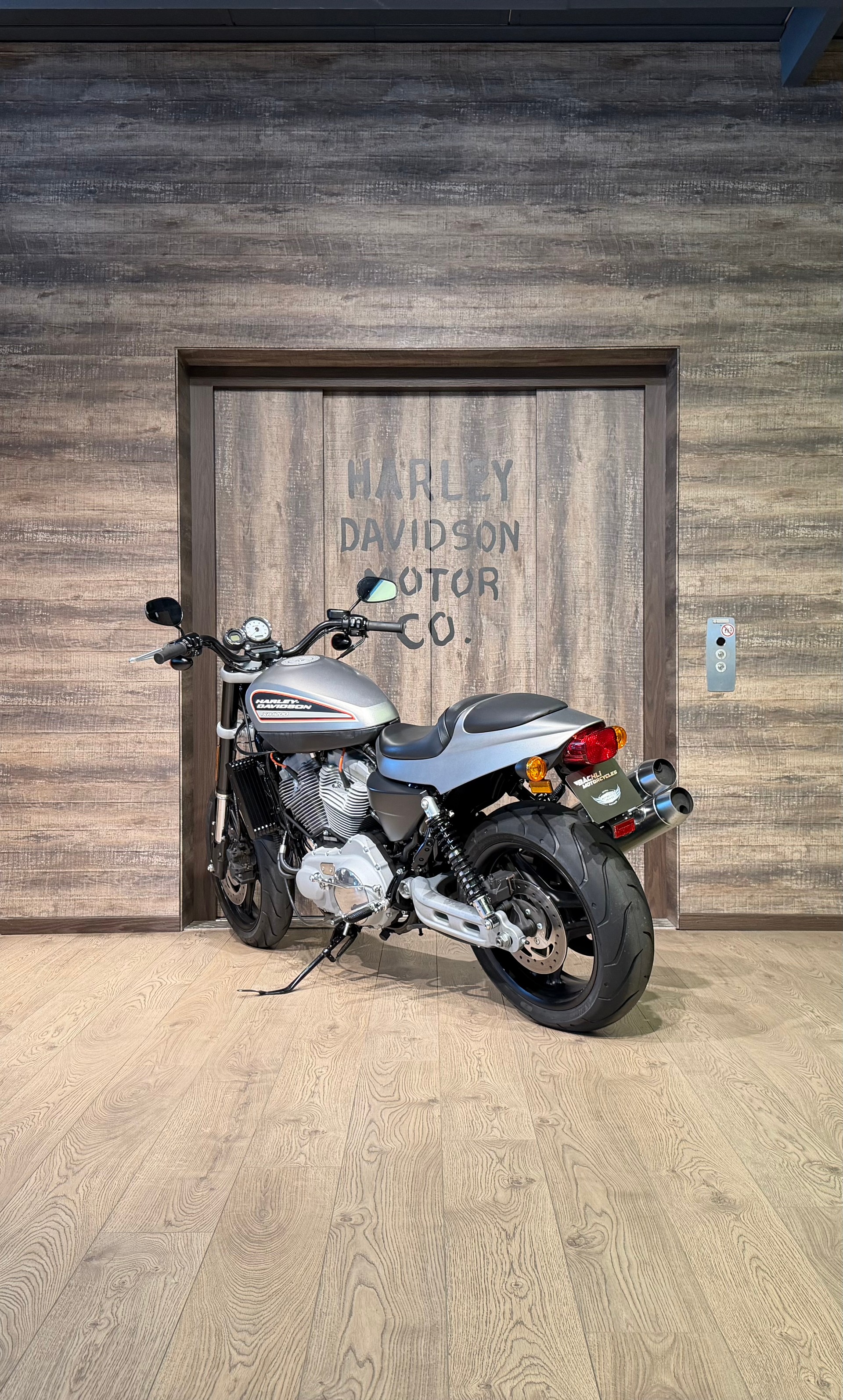HARLEY-DAVIDSON XR 1200-image-4