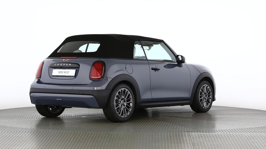 MINI Cooper C Cabrio-image-4