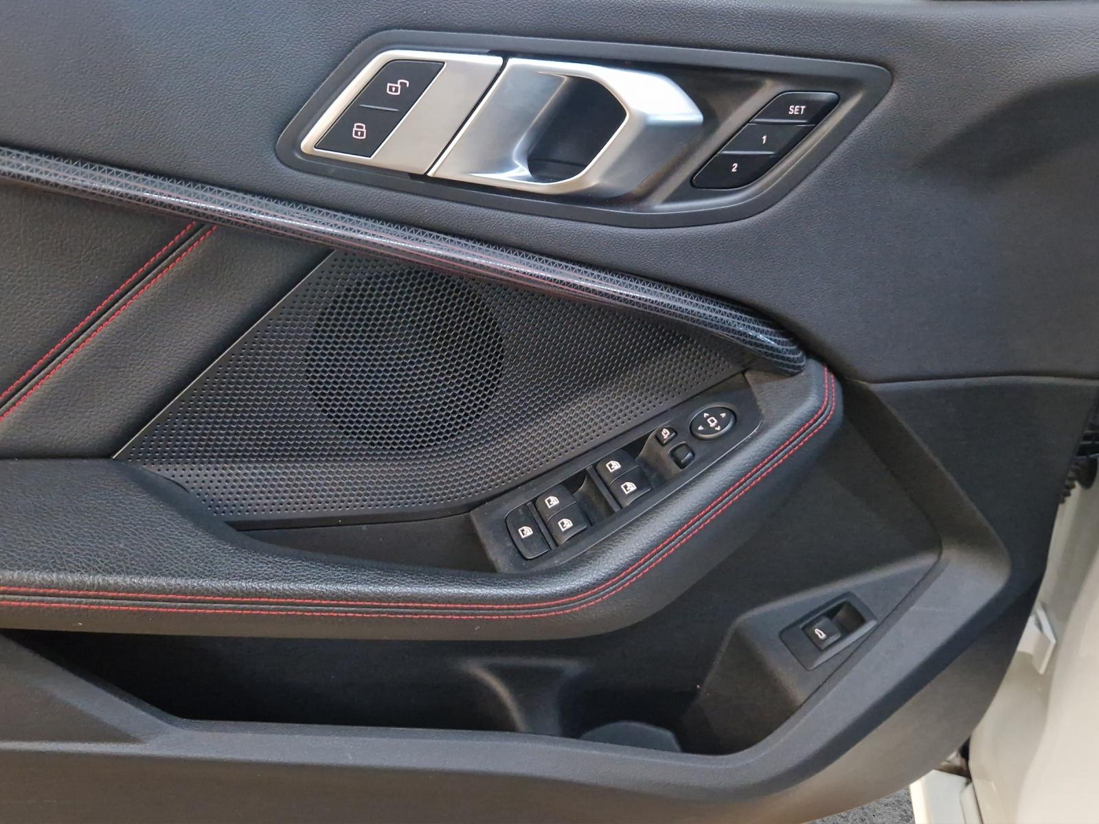 BMW 128ti-image-9