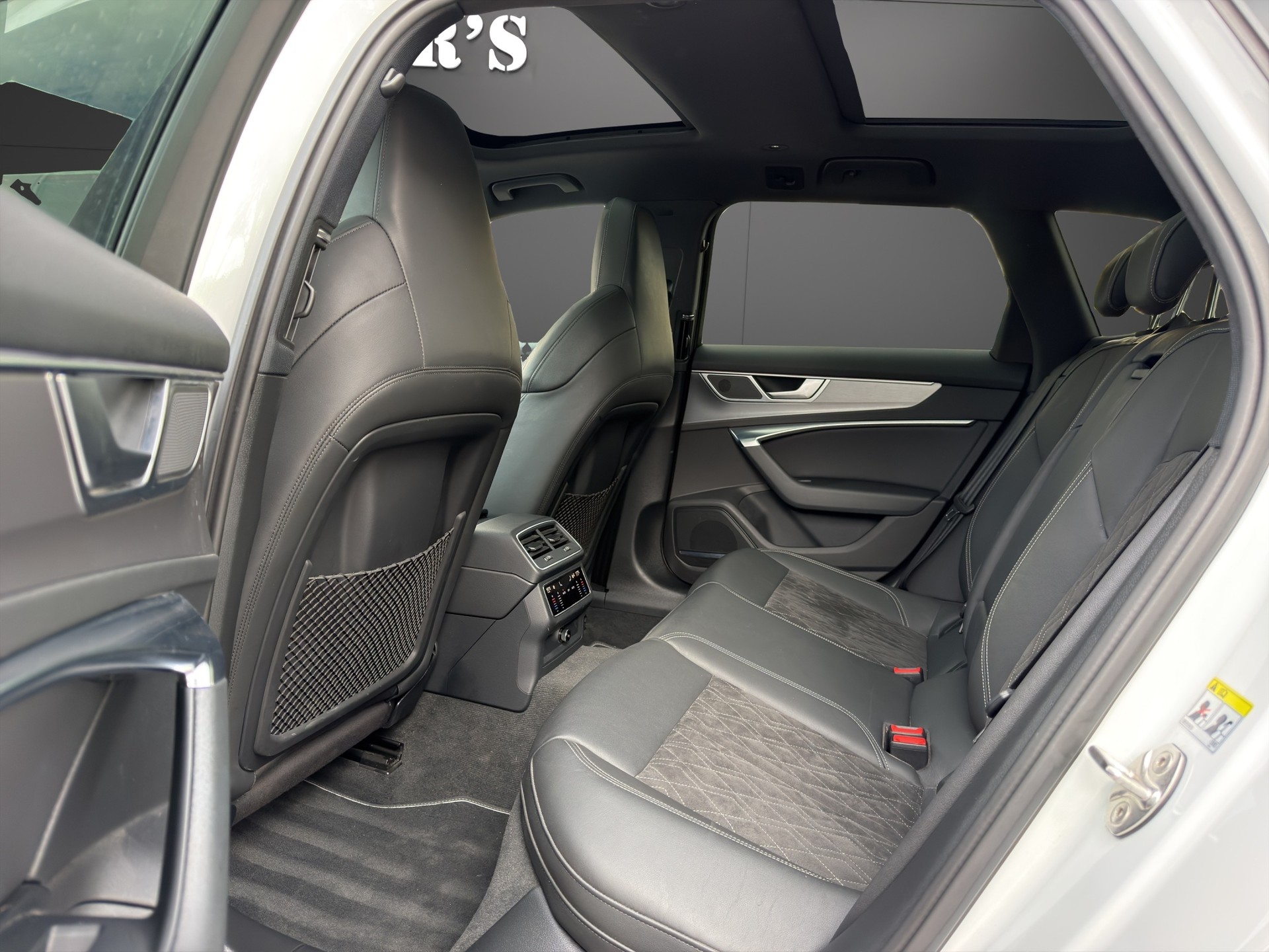 AUDI S6 Avant 3.0 TDI quattro tiptronic Pano/AHK/MFK-image-11